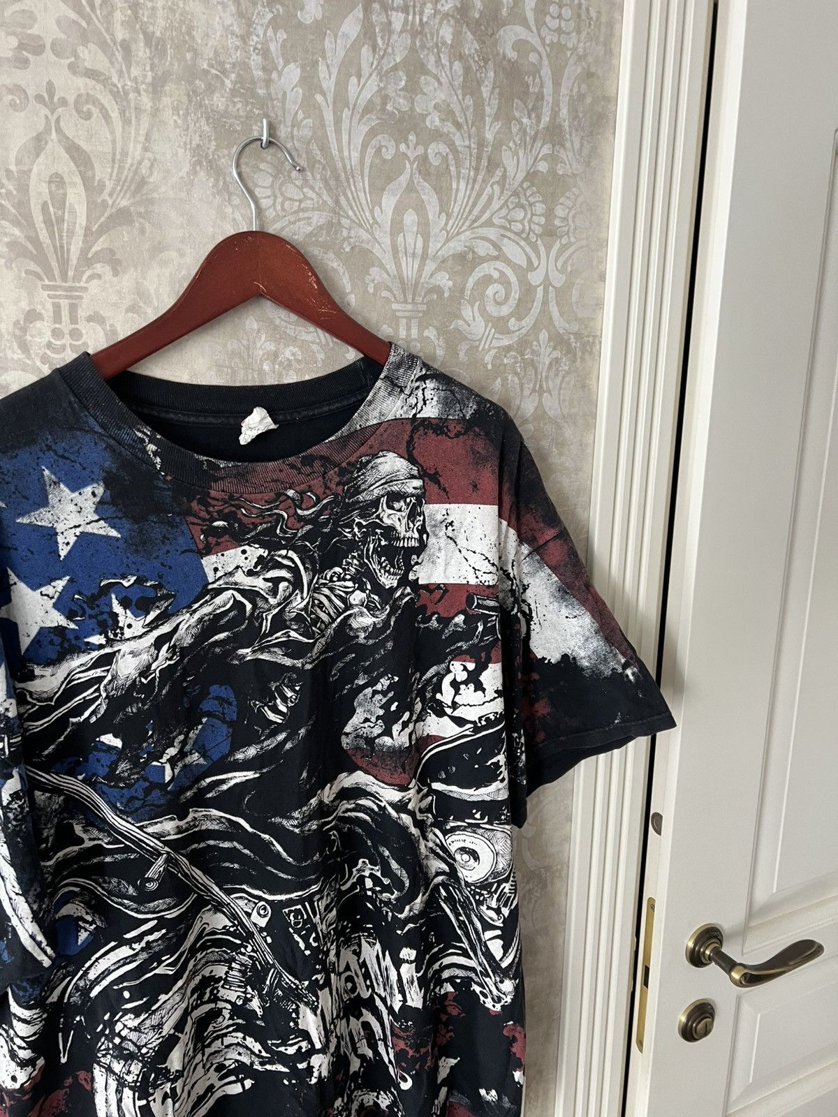 Vintage Vintage 90s AOP Biker Tee Skull Motorcycle USA Flag Alstyle Size US XXL / EU 58 / 5 - 6 Thumbnail