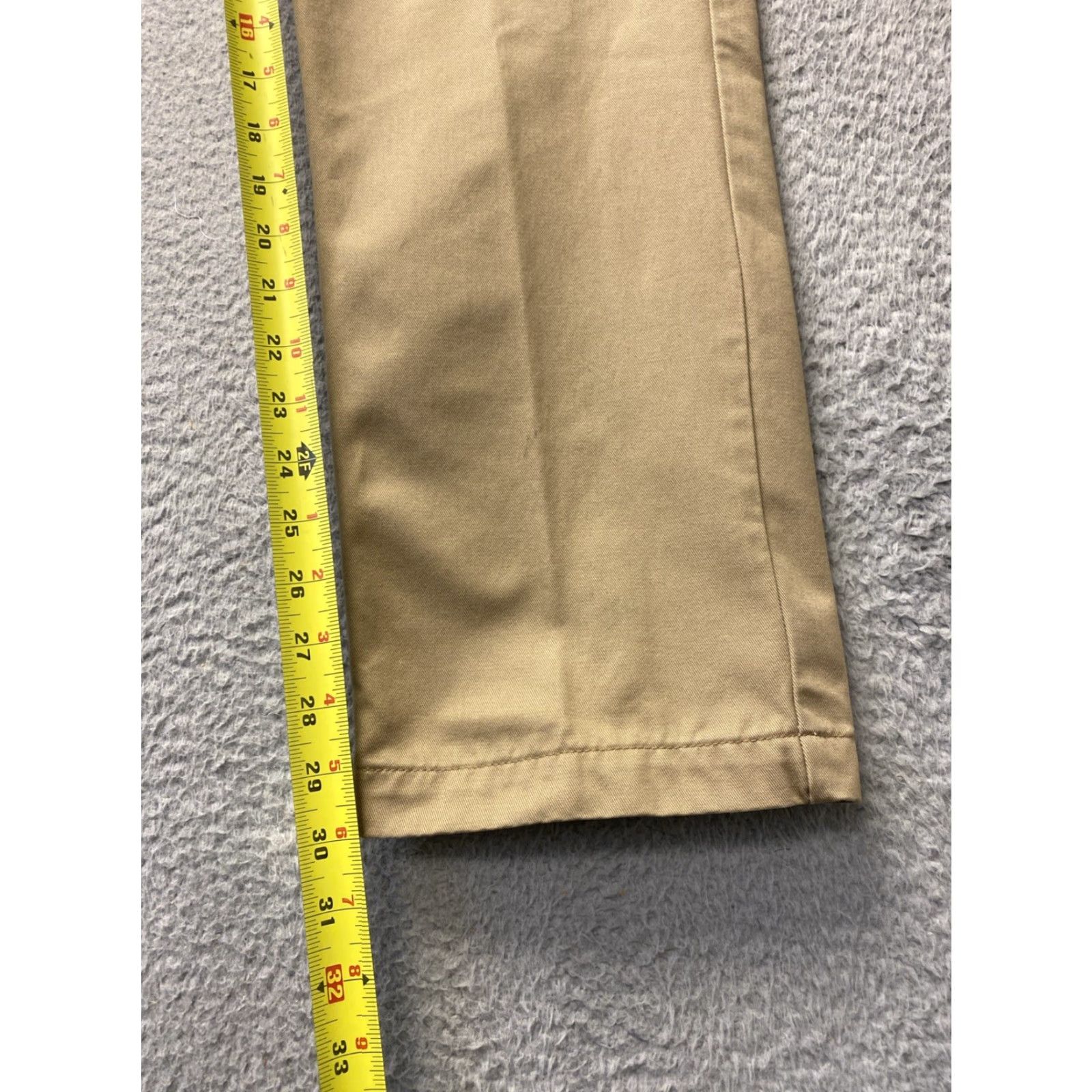 Izod IZOD Chino Pants Men 34x30 Khaki Straight Flat Front Casual Solid /0408 Size US 34 / EU 50 - 4 Thumbnail