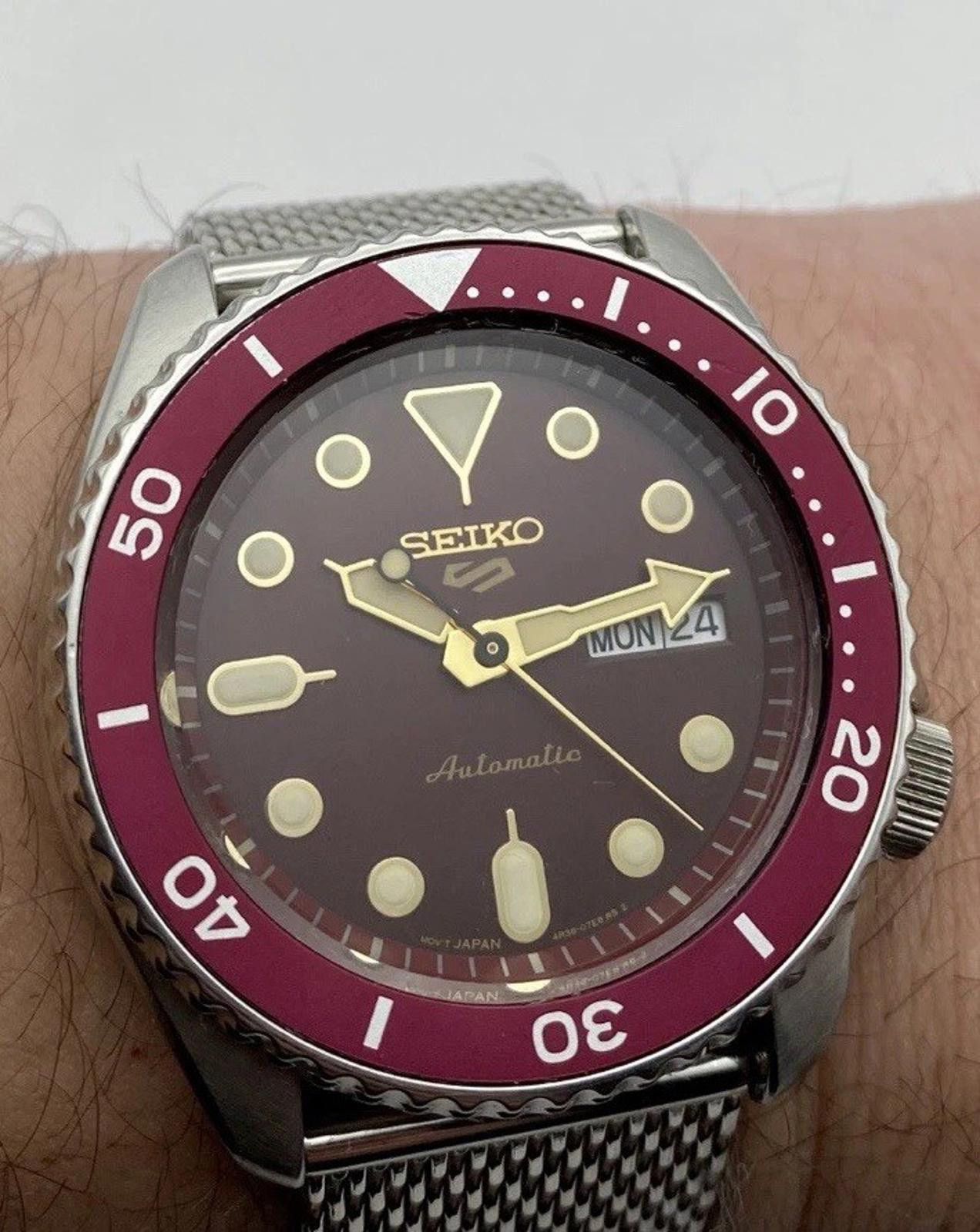 Seiko 5 Sports Automatic Dive Watch - Srpd69K1 Red /burgundy, Women's