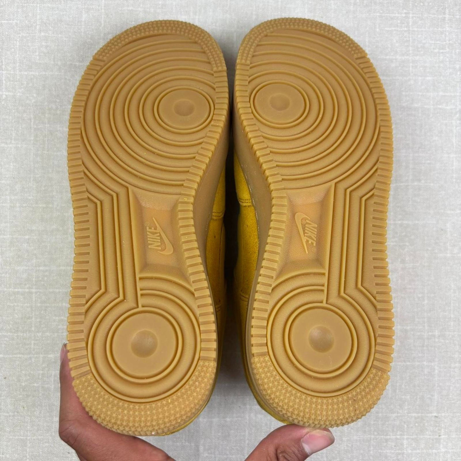 Nike 🌼 2017 Nike Air Force 1 Low “Mineral Yellow Gum” 8.5W Size US 8.5 / IT 38.5 - 5 Thumbnail