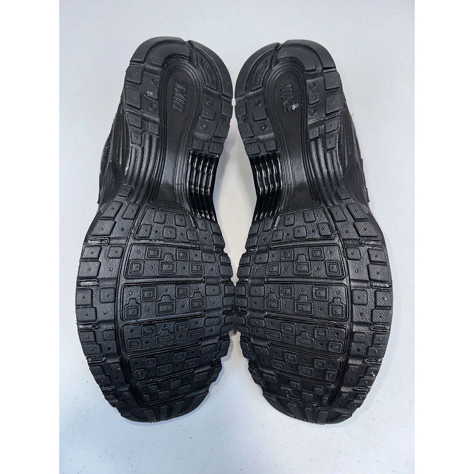Nike Nike P-6000 Triple Black Mens Sz 9 Black Black CD6404-002 Size US 9 / EU 42 - 5 Thumbnail