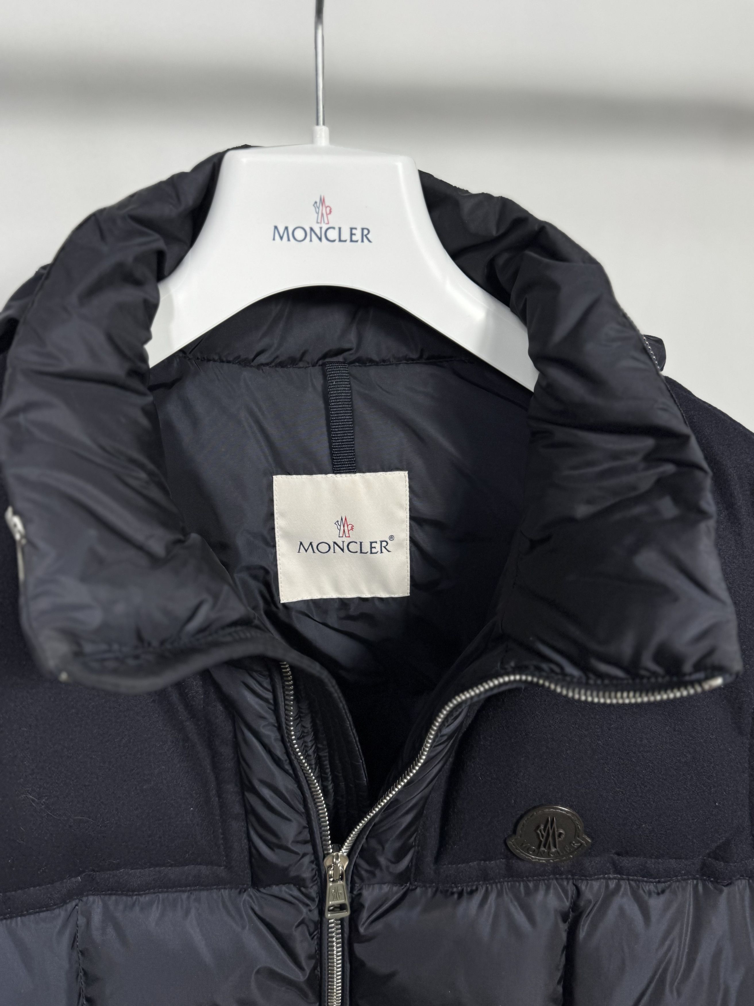Moncler Moncler Cesar Gilet Size US L / EU 52-54 / 3 - 5 Thumbnail