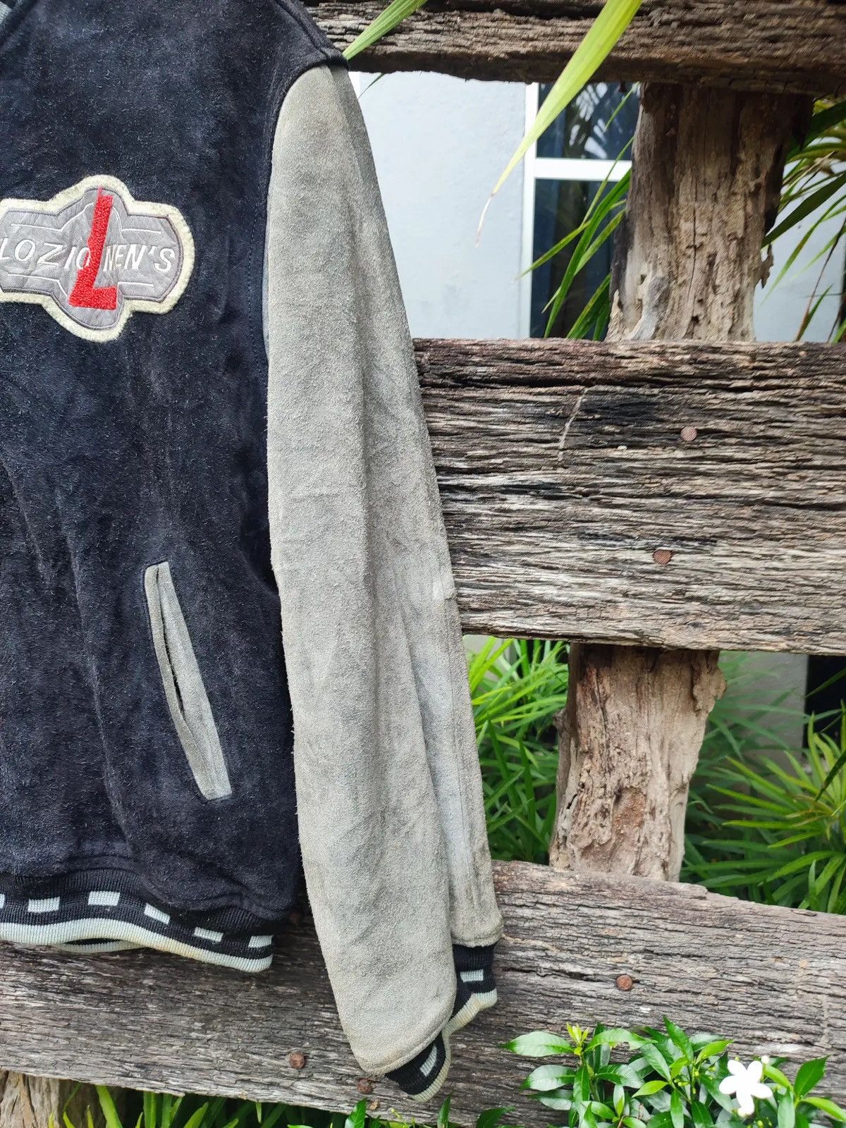Vintage Rare 90s Lozio Men’s Suede Varsity Jacket Size US M / EU 48-50 / 2 - 8 Thumbnail