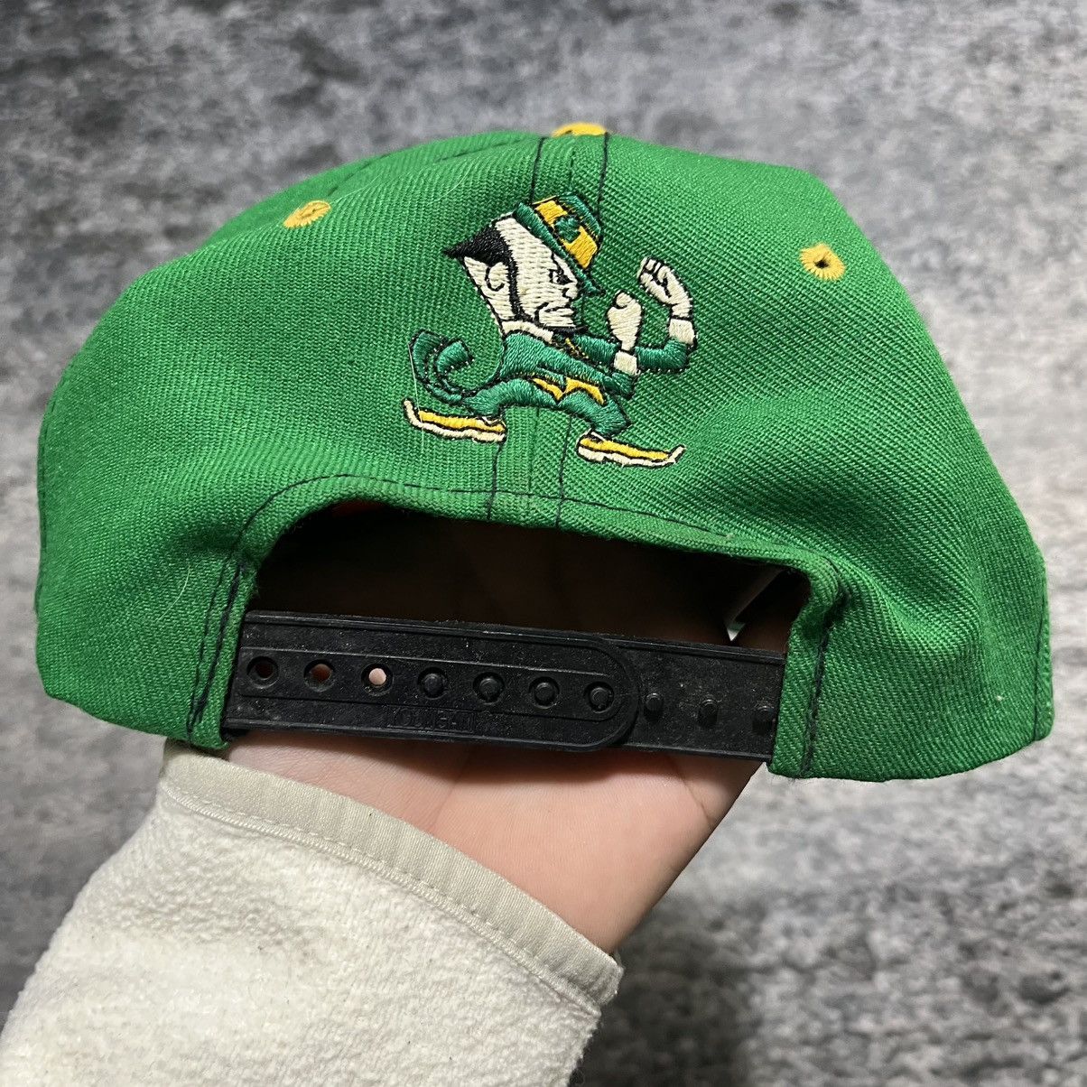 Pro Player Vintage Notre Dame Fighting Irish Pro Player Snapback Hat Size ONE SIZE - 3 Thumbnail