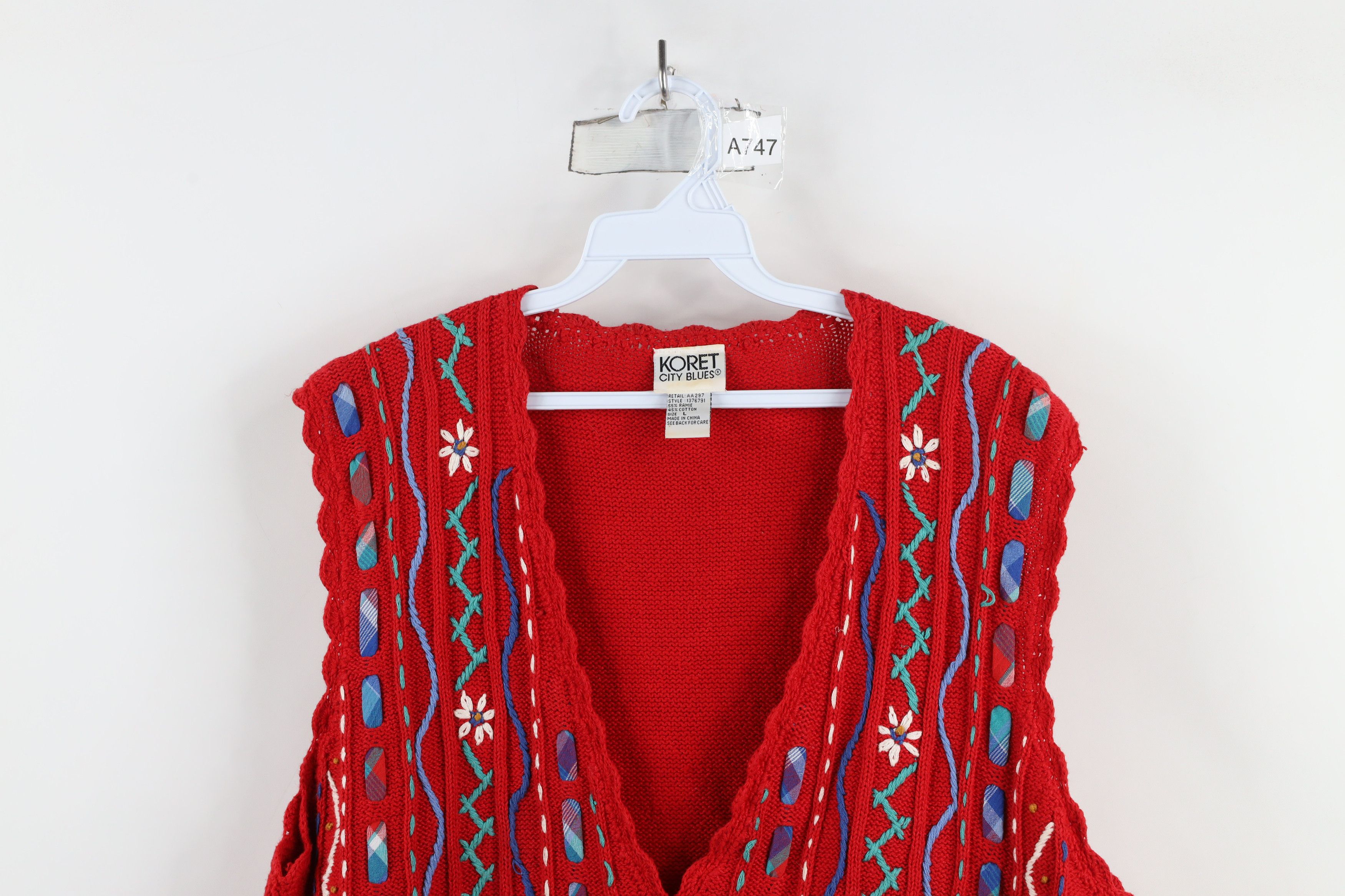 Vintage Vintage 90s Streetwear Flower Striped Sweater Vest Red Size L / US 10 / IT 46 - 2 Thumbnail