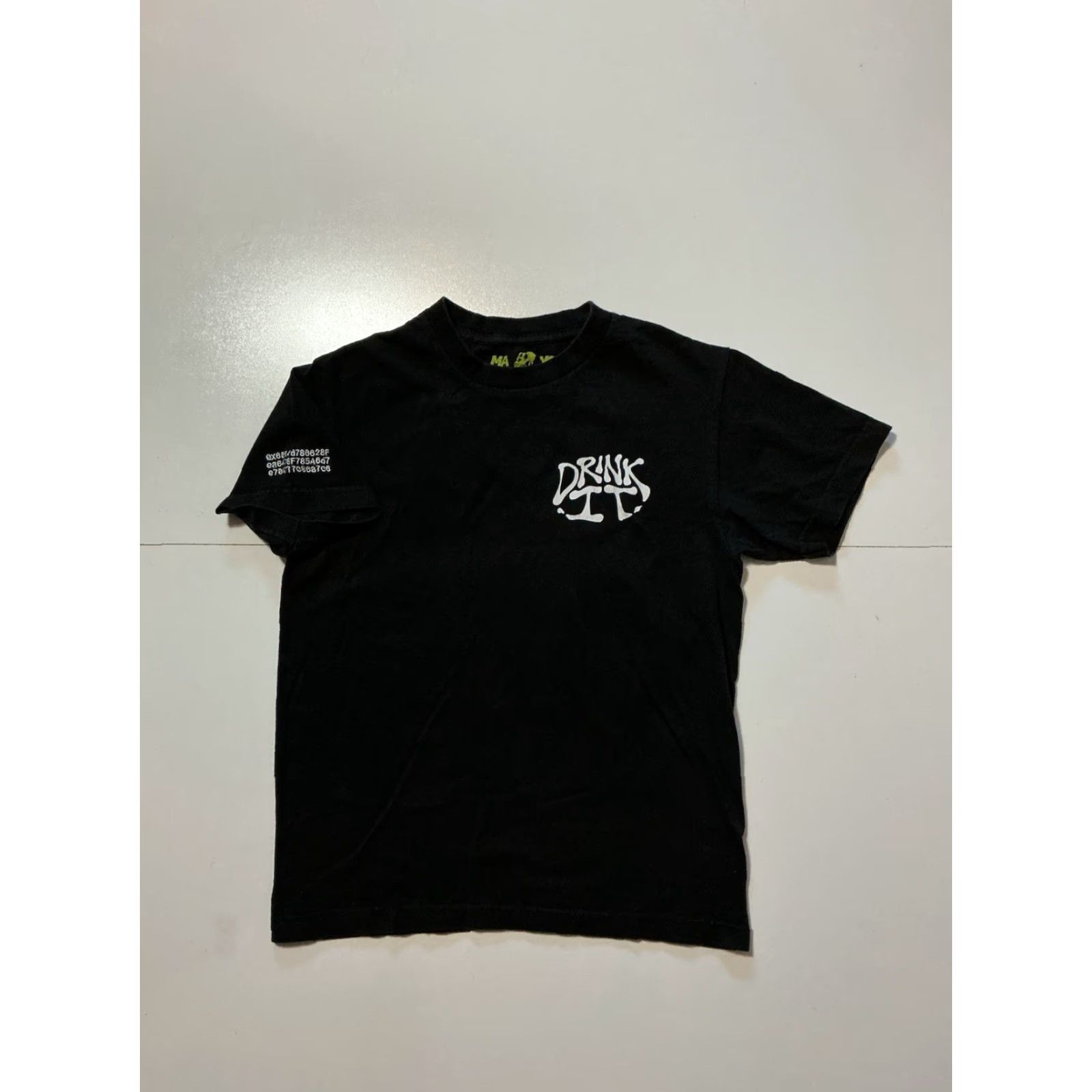Vintage MAYC Mutant Ape Yacht Club Drink It Life Preserver Black Graphic S/S T-Shirt SM Mens Small Size US S / EU 44-46 / 1 - 2 Thumbnail