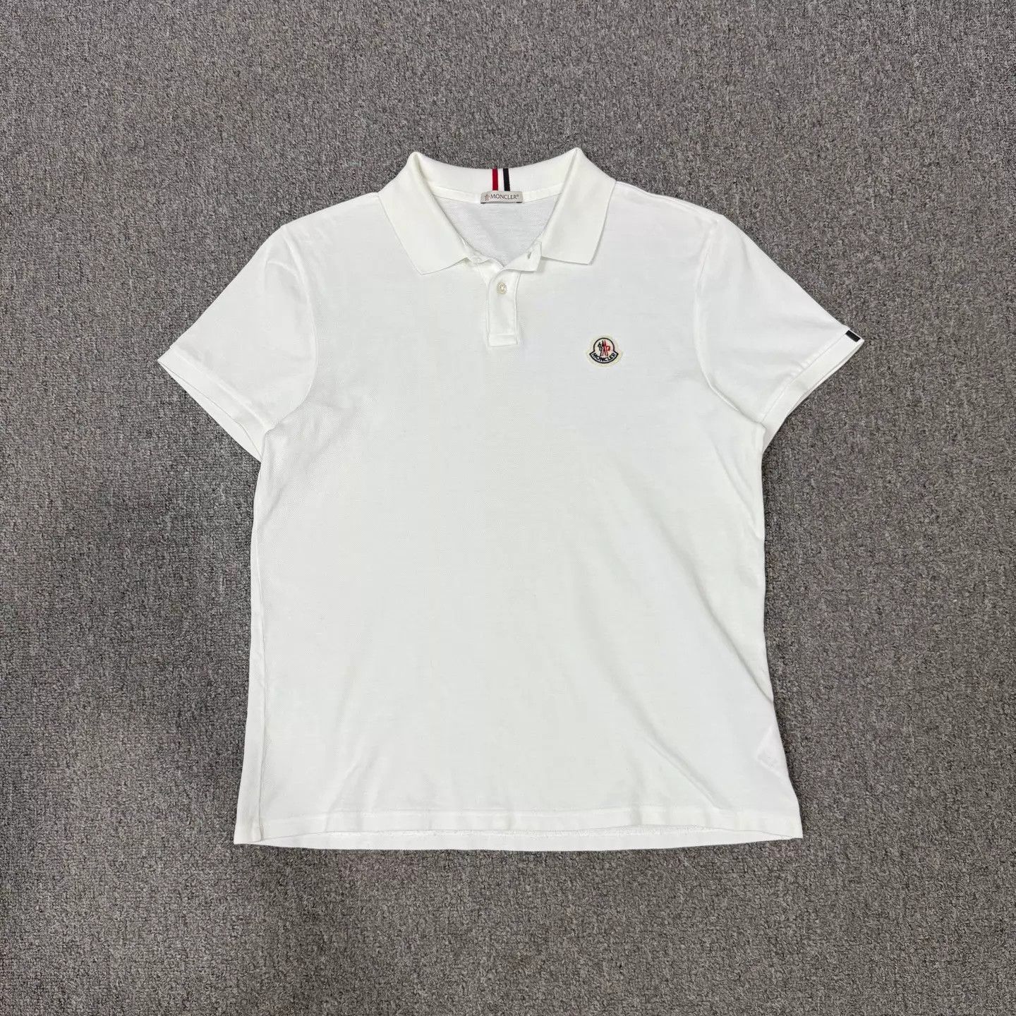 Moncler Moncler White Chest Logo S/S Polo M 99 New Size US M / EU 48-50 / 2 - 1 Thumbnail