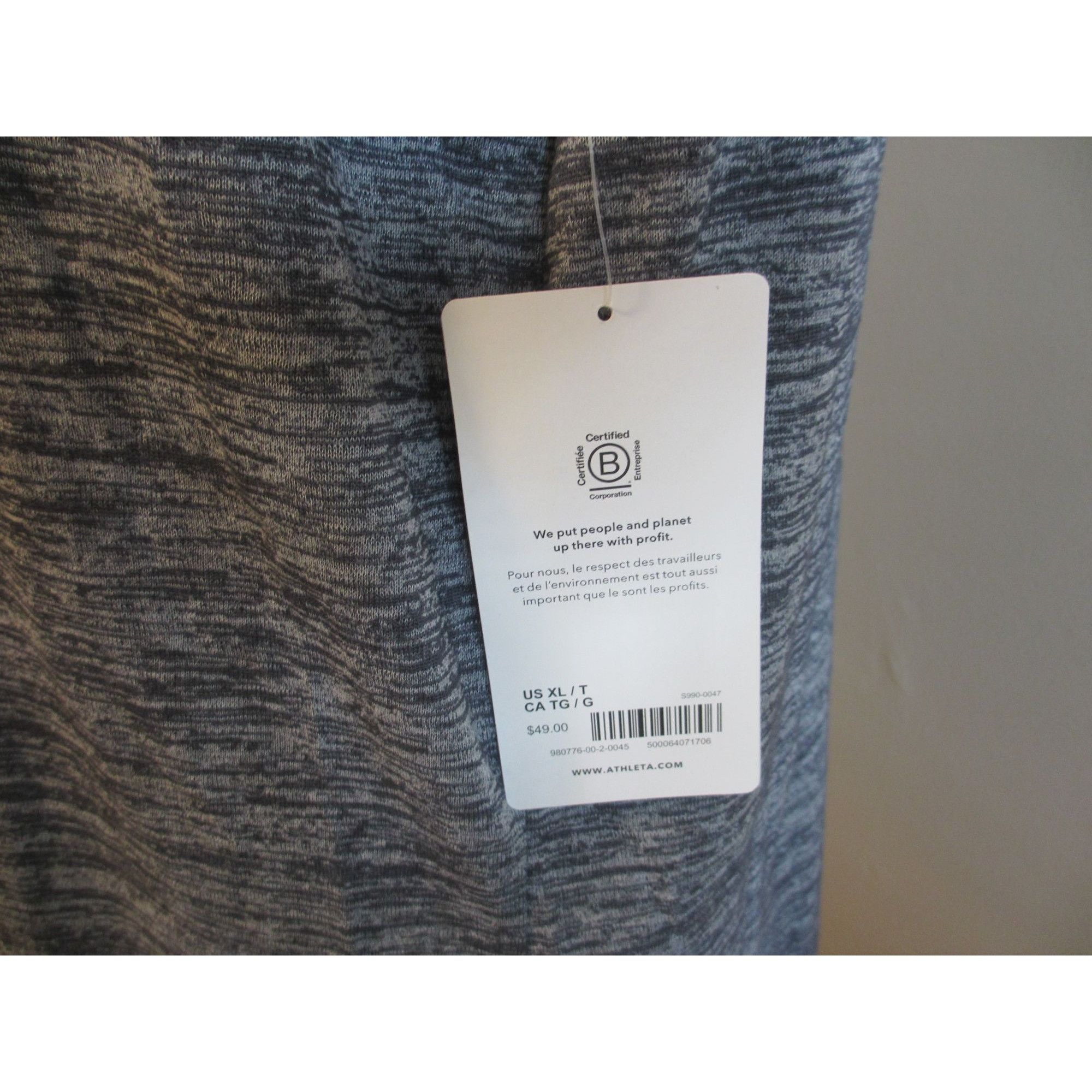 Athleta ATHLETA GREY VNECK TSHIRT XL TALL NEW WITH TAGS Size XL / US 12-14 / IT 48-50 - 6 Thumbnail