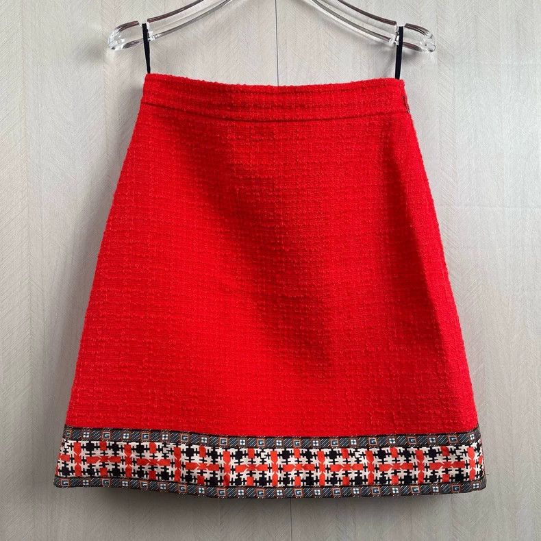 Gucci Gucci Red braided lace skirt 2505-Nextarrow Size 25" / US 0 / IT 36 - 1 Thumbnail