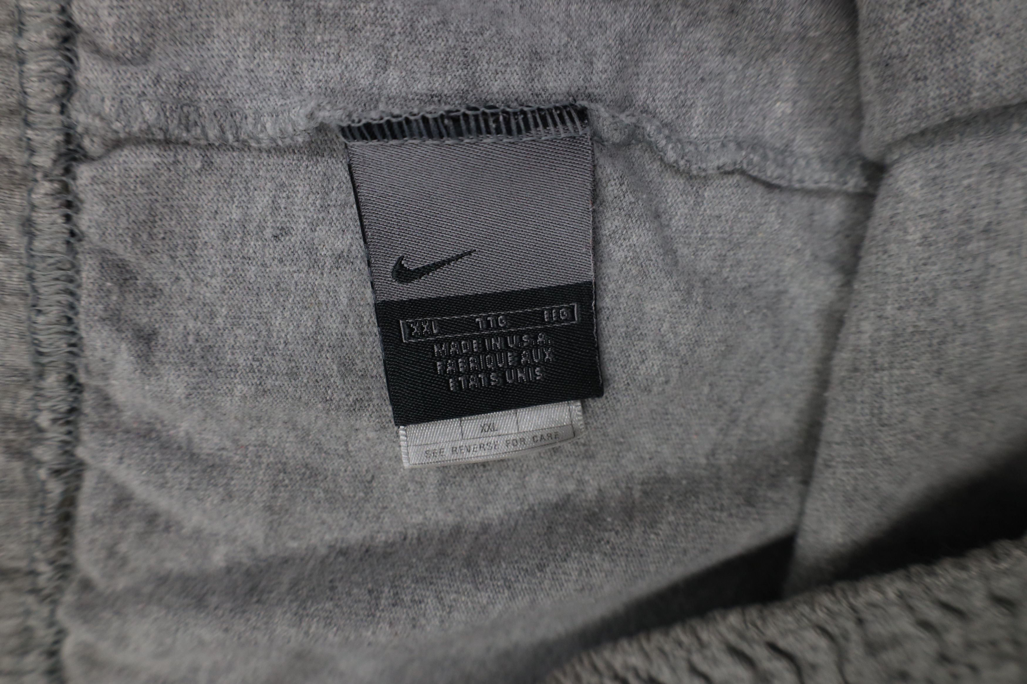 Nike Vintage Y2K Nike Mini Swoosh Above Knee Shorts Gray USA Size US 38 / EU 54 - 9 Thumbnail