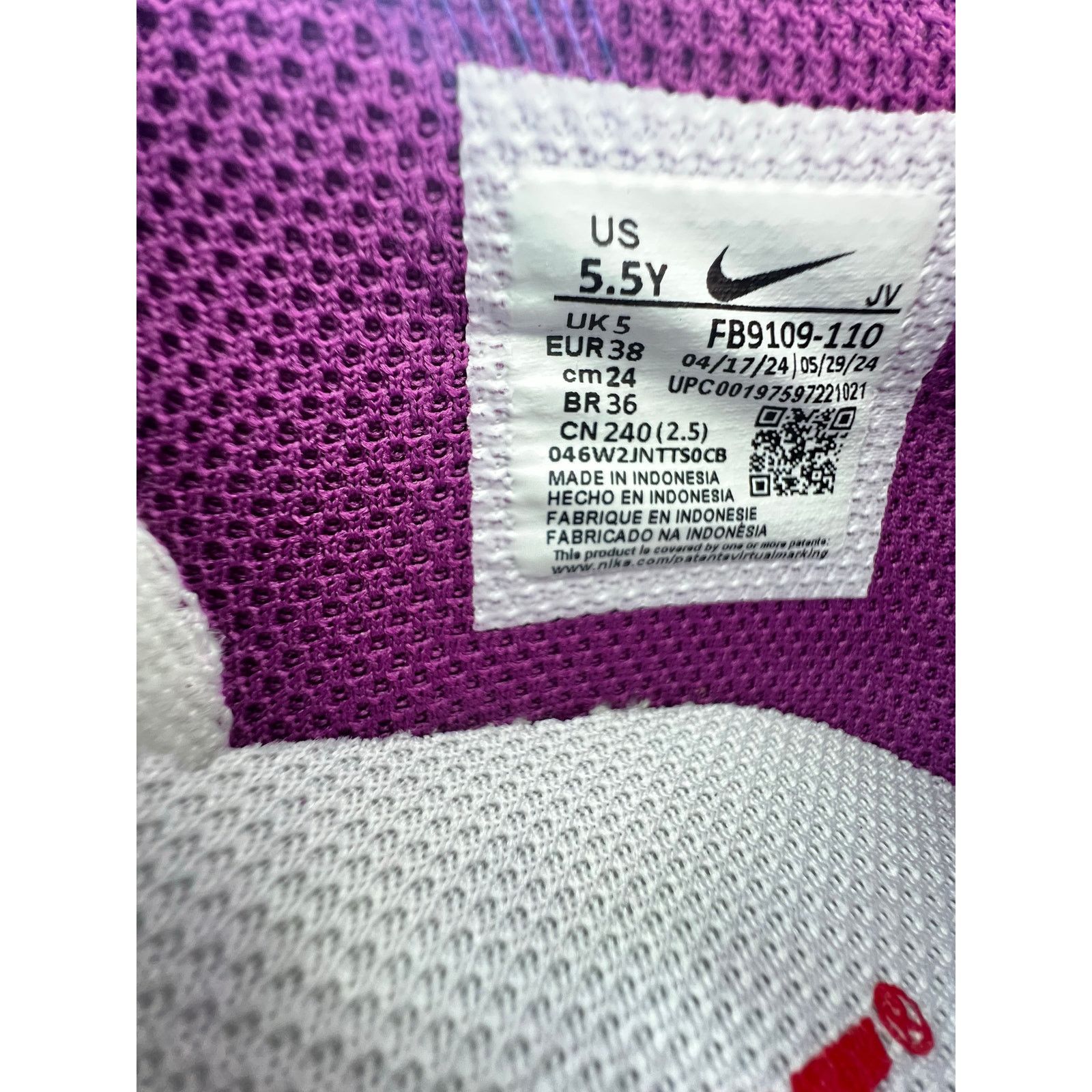 Nike Nike Dunk Low GS “Viotech White” size 5.5y Size US 7 / IT 37 - 6 Thumbnail