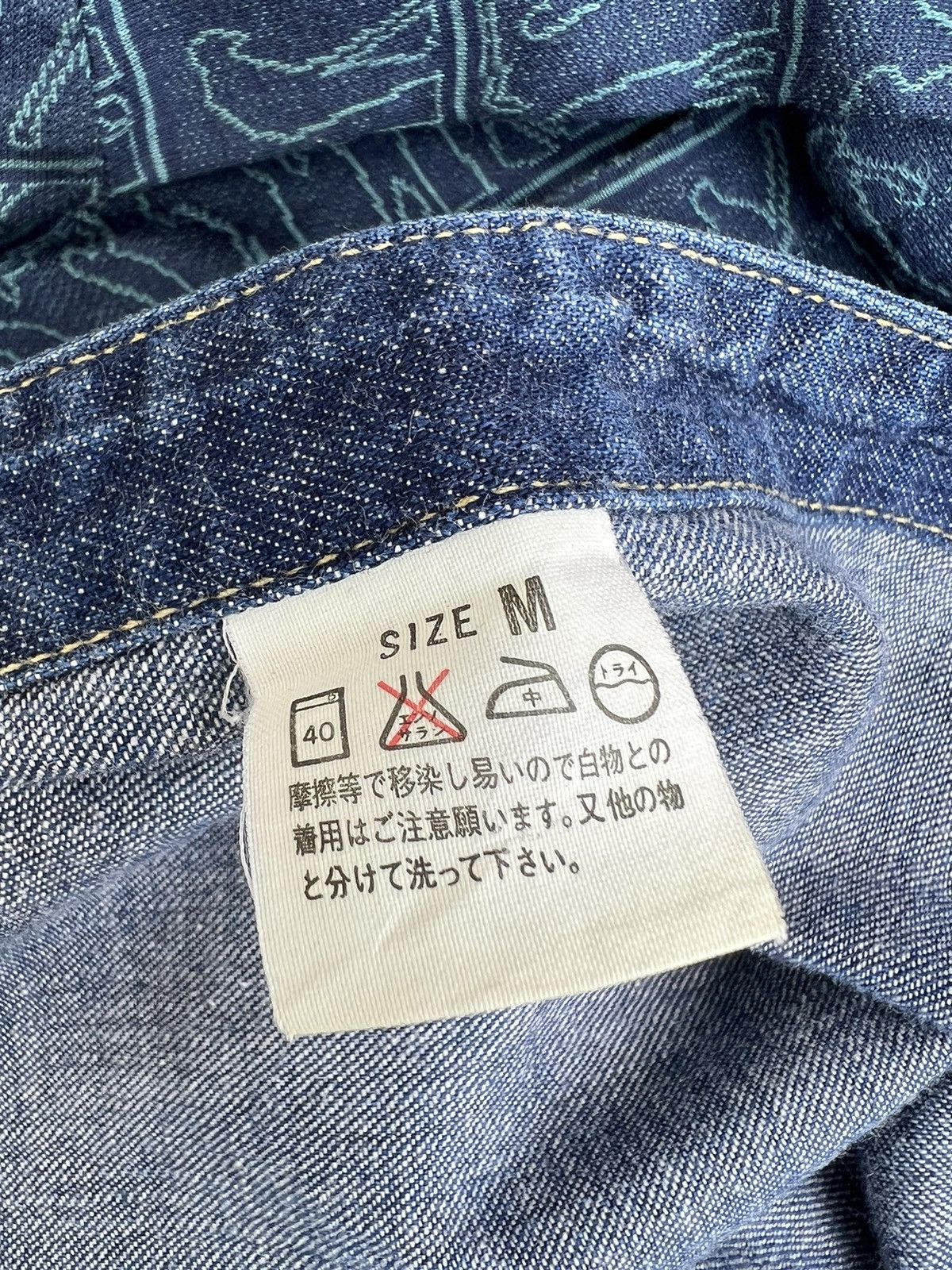 Levi's Vintage Clothing × Vintage Vintage 2000 LVC Levi’s Short Horn Denim Western Shirt Size US M / EU 48-50 / 2 - 24 Thumbnail