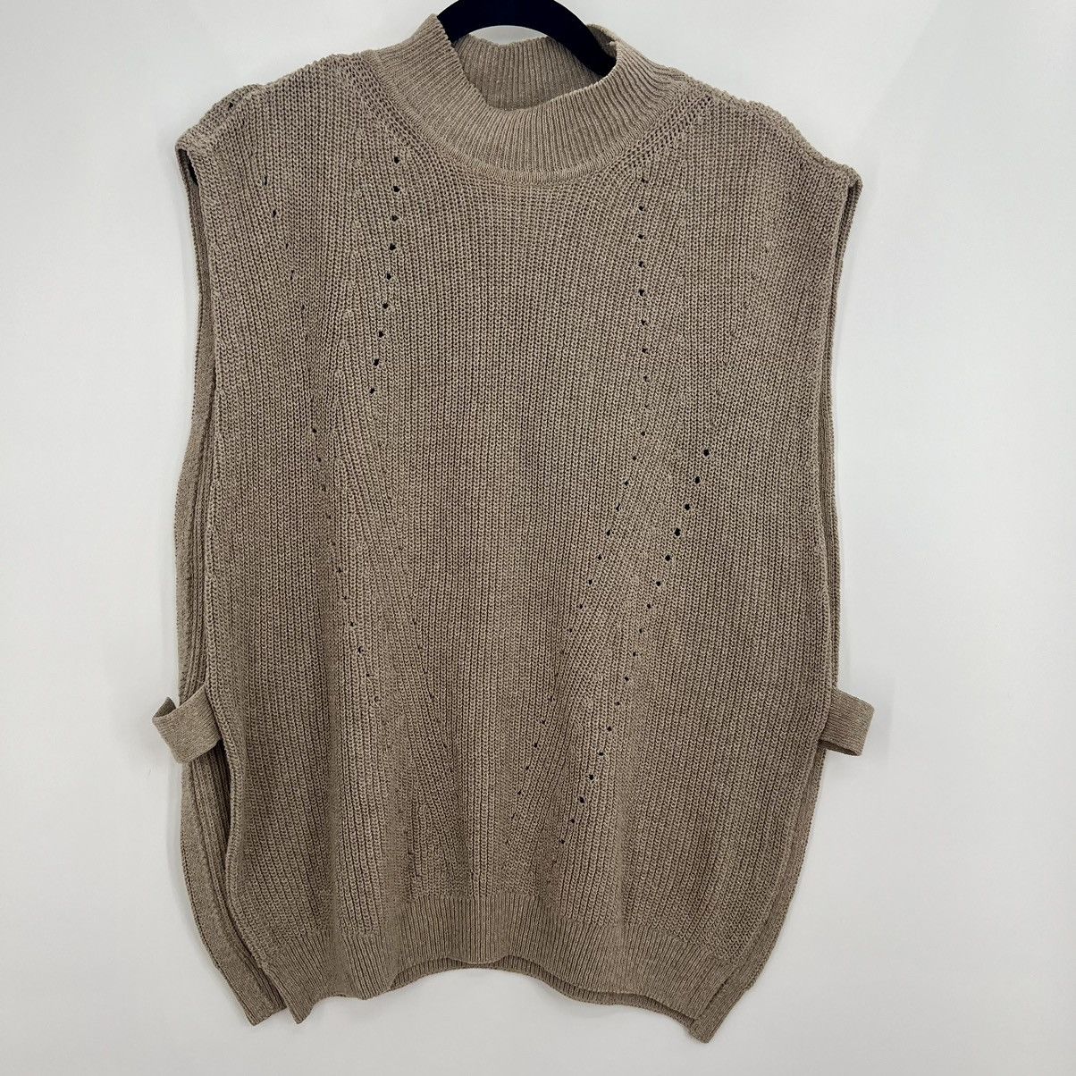 Anthropologie Anthropologie Pilcro Mock Layer Sweater Vest Knit Poncho Size L / US 10 / IT 46 - 1 Thumbnail