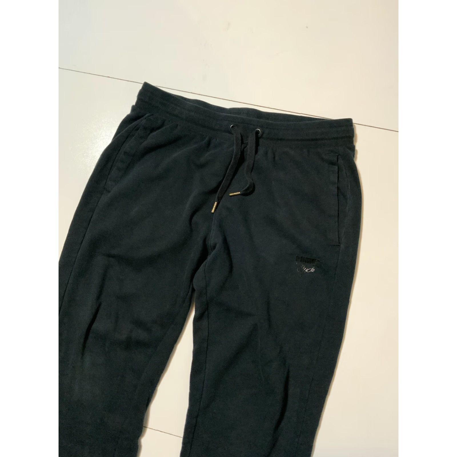 Puma Puma Clyde Walt Frazier 1973 Black Signature Tapered Drawstring Sweatpants Sz. L Mens Regular Pants Size US 33 - 4 Thumbnail