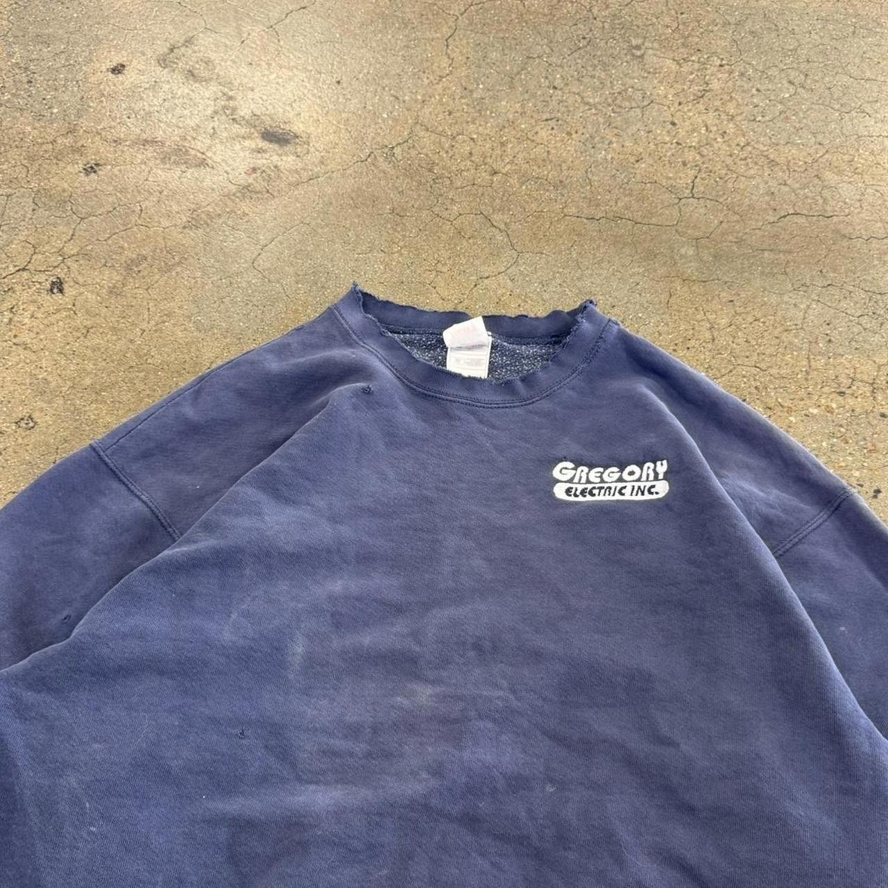 Fruit Of The Loom × Vintage VTG 90s Perfectly Thrashed Navy Crewneck Sweatshirt Size US XL / EU 56 / 4 - 2 Thumbnail