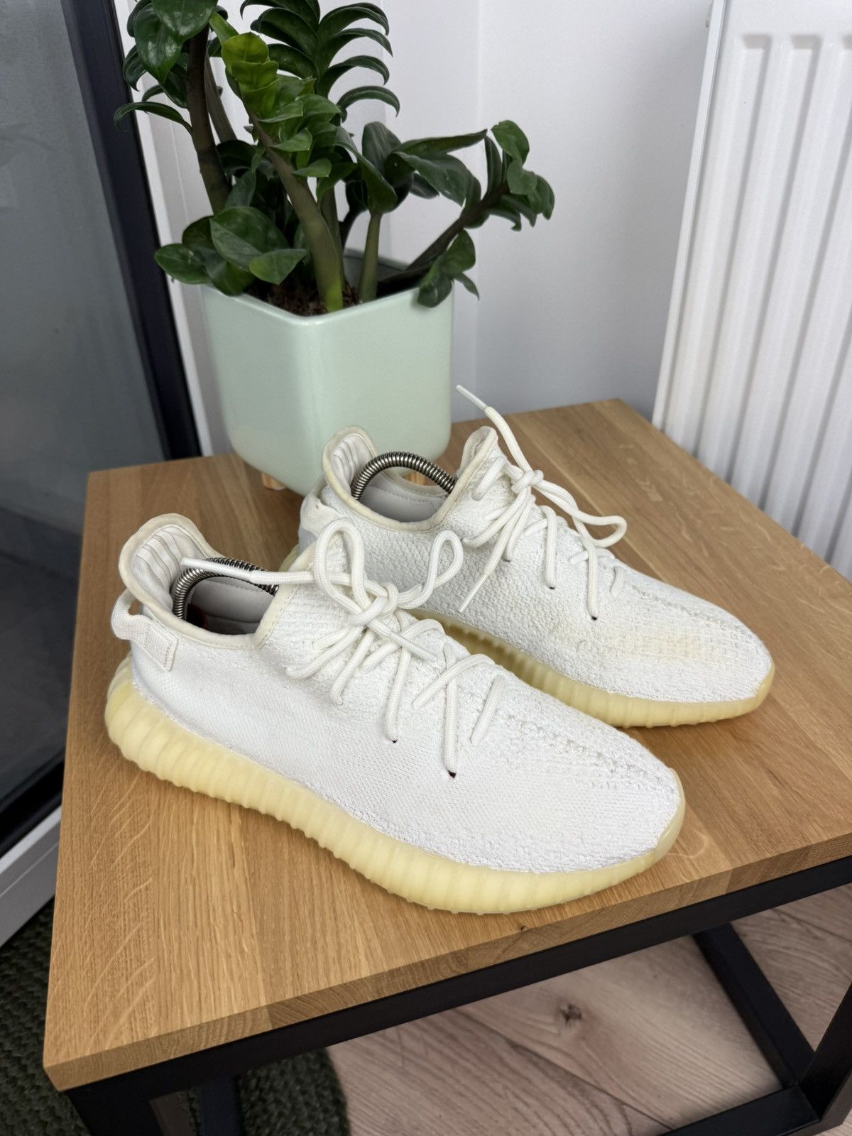 Adidas × Yeezy Yeezy 350 white Size US 8.5 / EU 41-42 - 4 Thumbnail