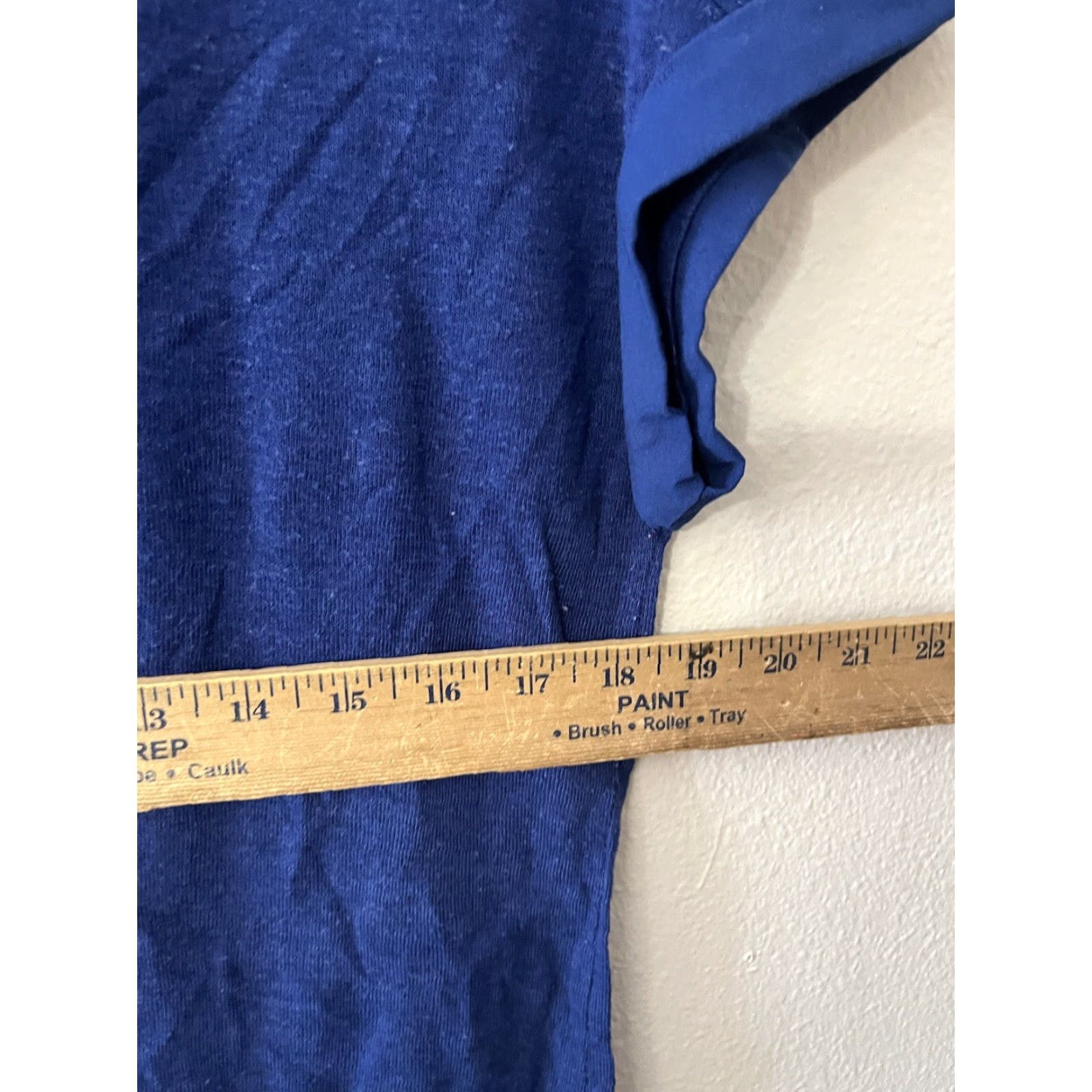 Calvin Klein Calvin Klein Women's Shirt T-Shirt Size XL Blue Cap Sleeve Solid Casual with Front Pocket Size XL / US 12-14 / IT 48-50 - 4 Thumbnail