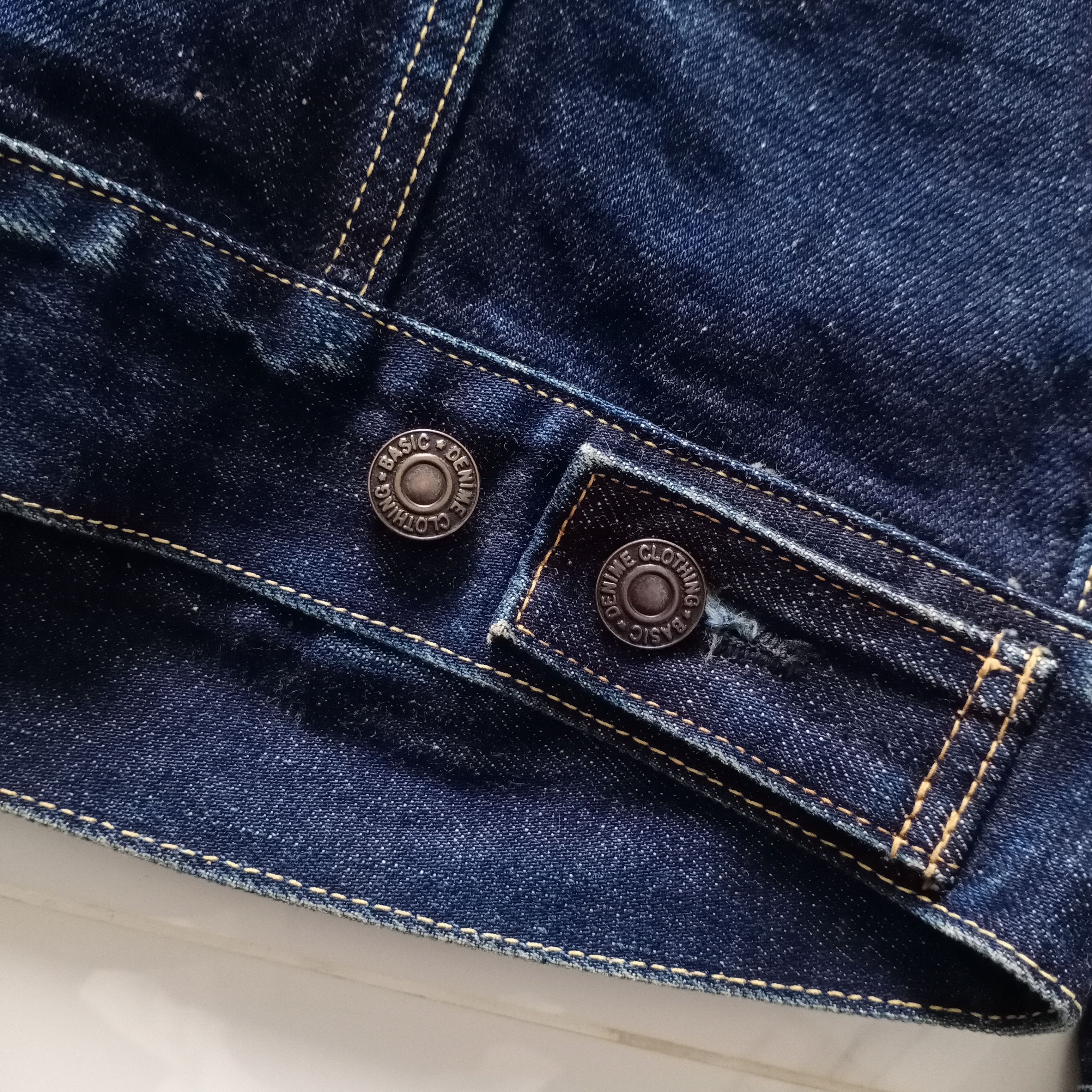 Denime × Japanese Brand Vintage Denime Lot 557 Japan Jeans Jacket Levis LVC 90 Big E Size US L / EU 52-54 / 3 - 13 Thumbnail