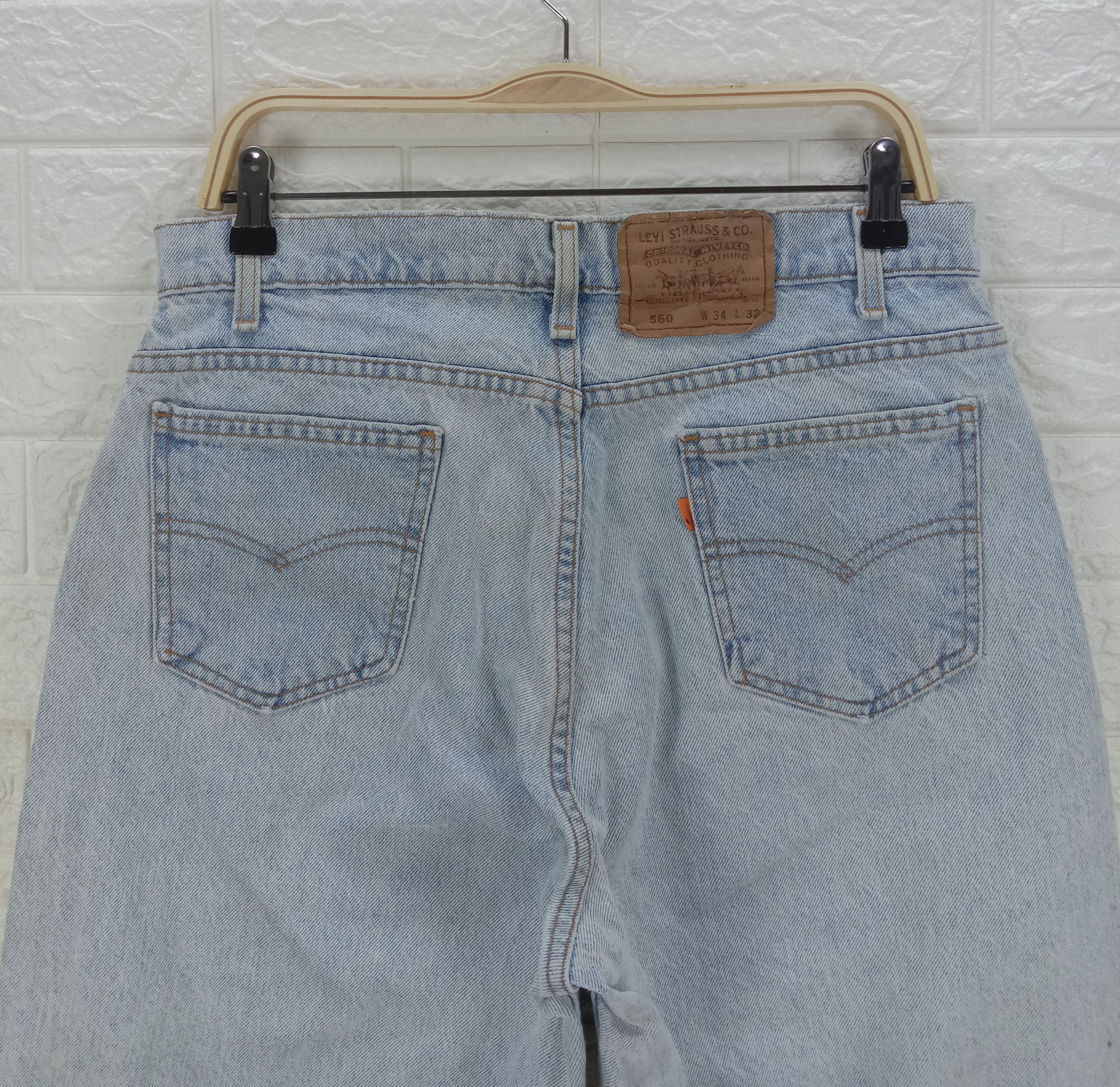 Levi's Vintage 90s Levi's 560 Orange Tab Jeans Light Wash Denim Size US 33 - 6 Thumbnail