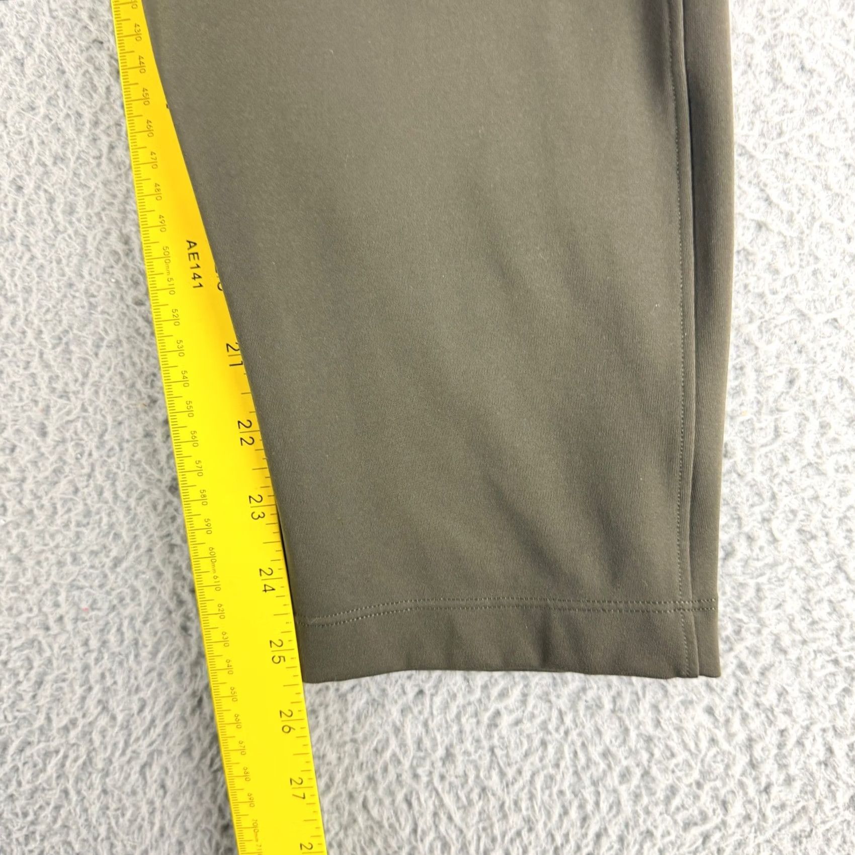 Lululemon Lululemon On The Fly 7/8 Pant Womens 6 Olive Green Luxtreme Drawstring Jogger Size 29" - 7 Thumbnail
