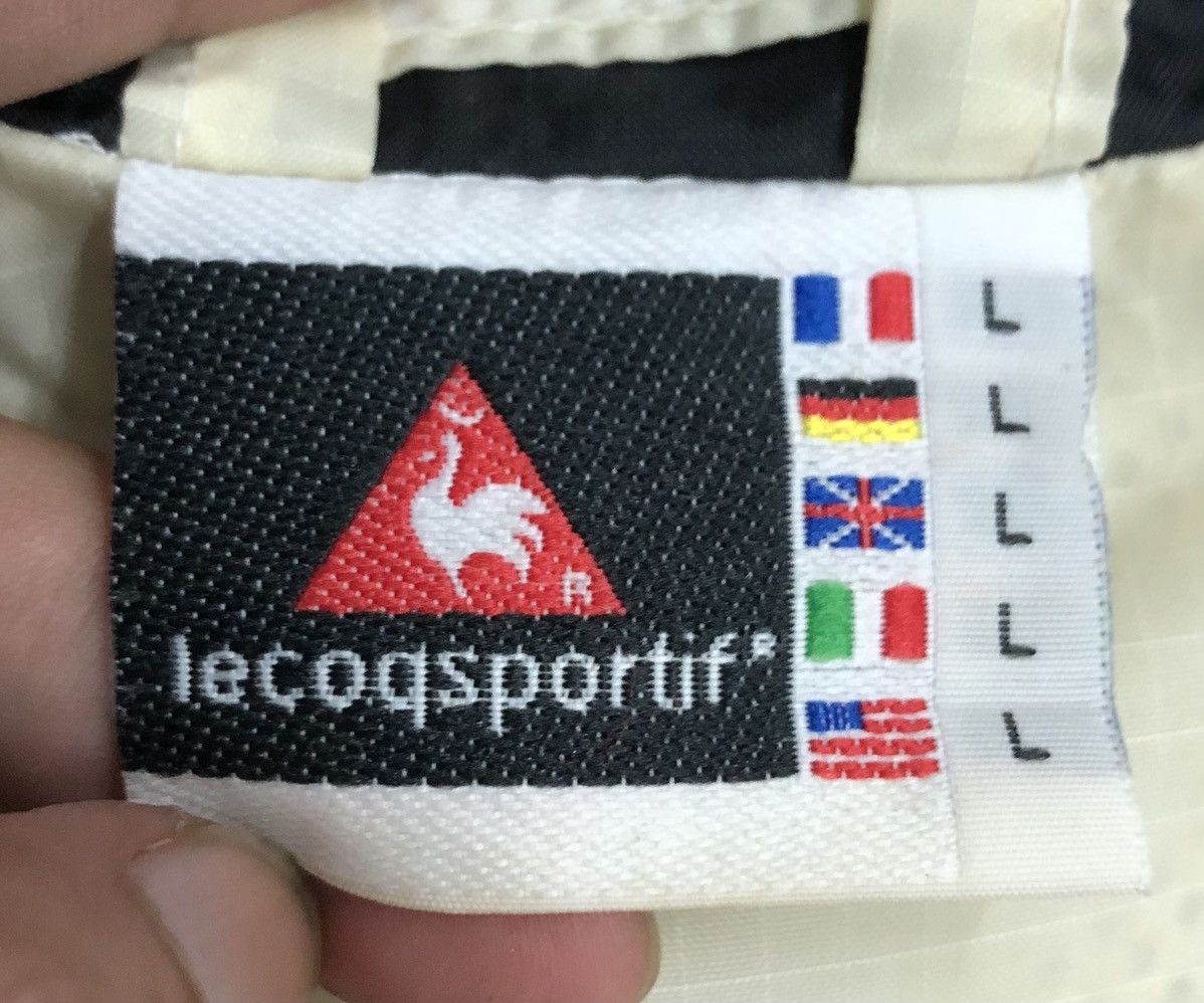 Le Coq Sportif Vintage Le Cow Sportif Windbreaker Jacket Size US L / EU 52-54 / 3 - 15 Thumbnail