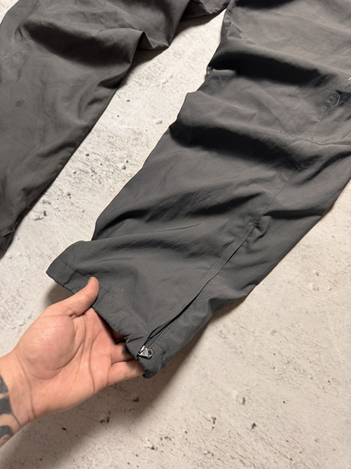 Nike × Vintage NIKE VINTAGE BASIC LOGO OVERSIZE BAGGY PANTS Size US 34 / EU 50 - 4 Thumbnail