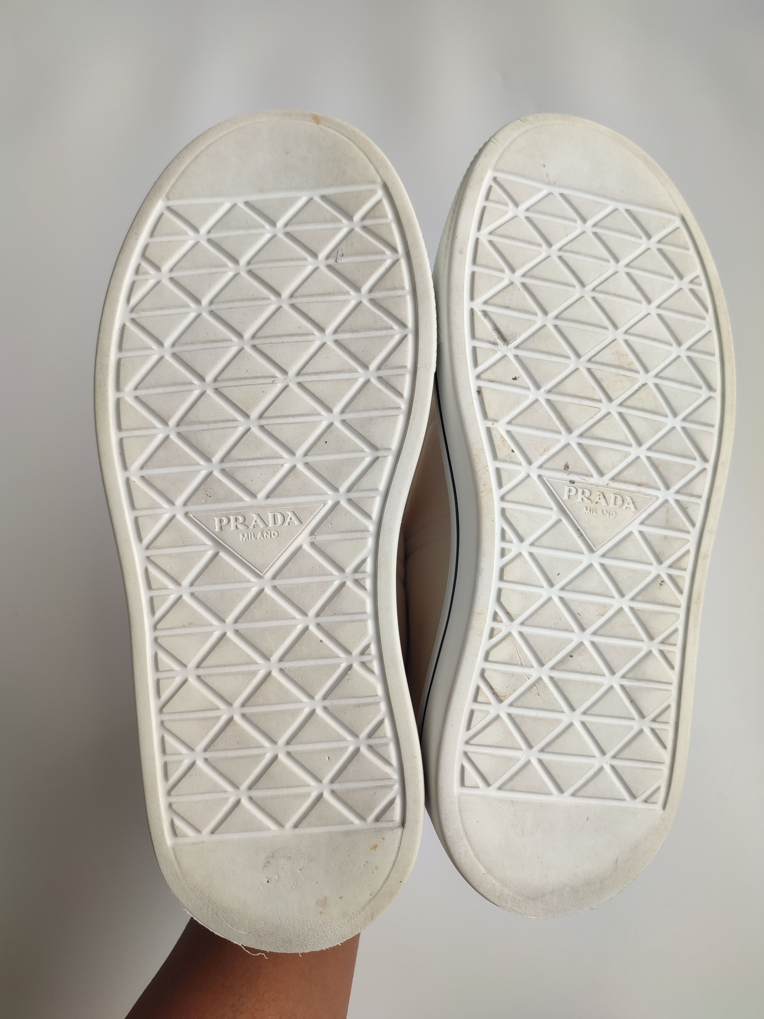 Prada PRADA RE- NYLON LOGO SNEAKER Size US 8.5 / IT 38.5 - 6 Thumbnail