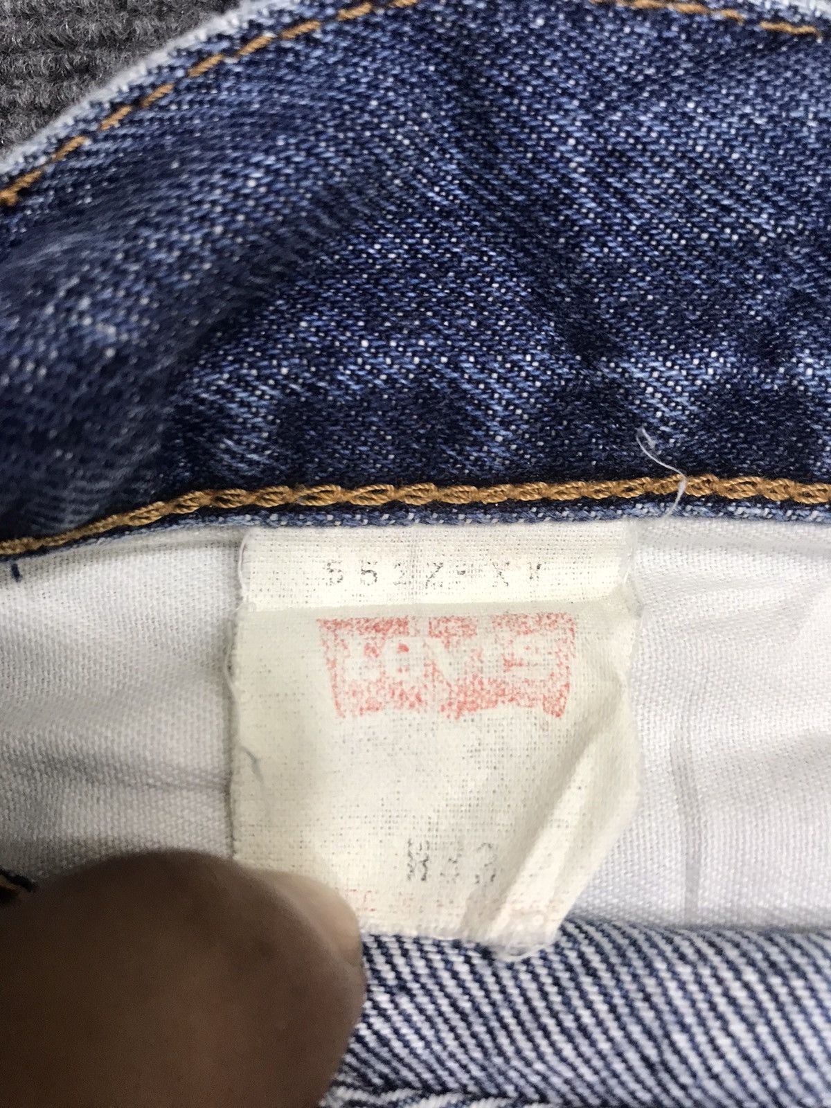 Levi's 💥THRASHED💥Vintage Levis 551ZXX BIG E LVC Thrshd Denim F182 Size US 33 - 19 Thumbnail
