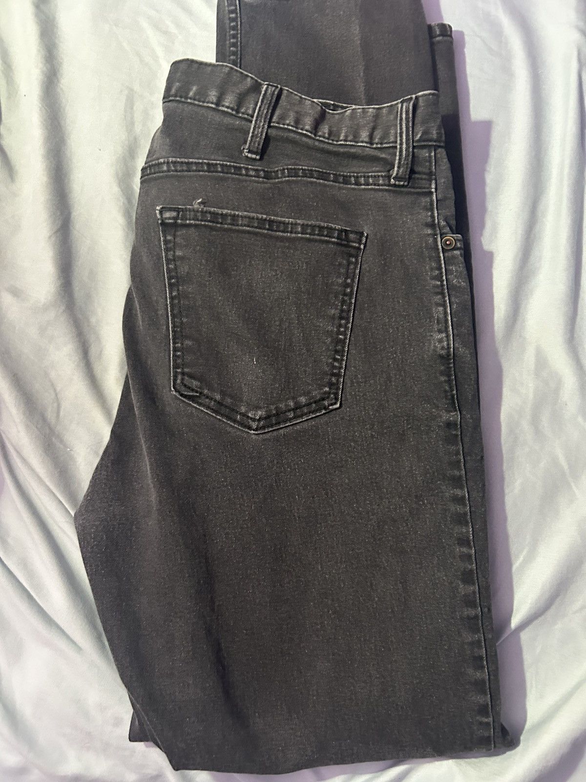 Old Navy Black Old Navy Jeans Size US 38 / EU 54 - 2 Thumbnail