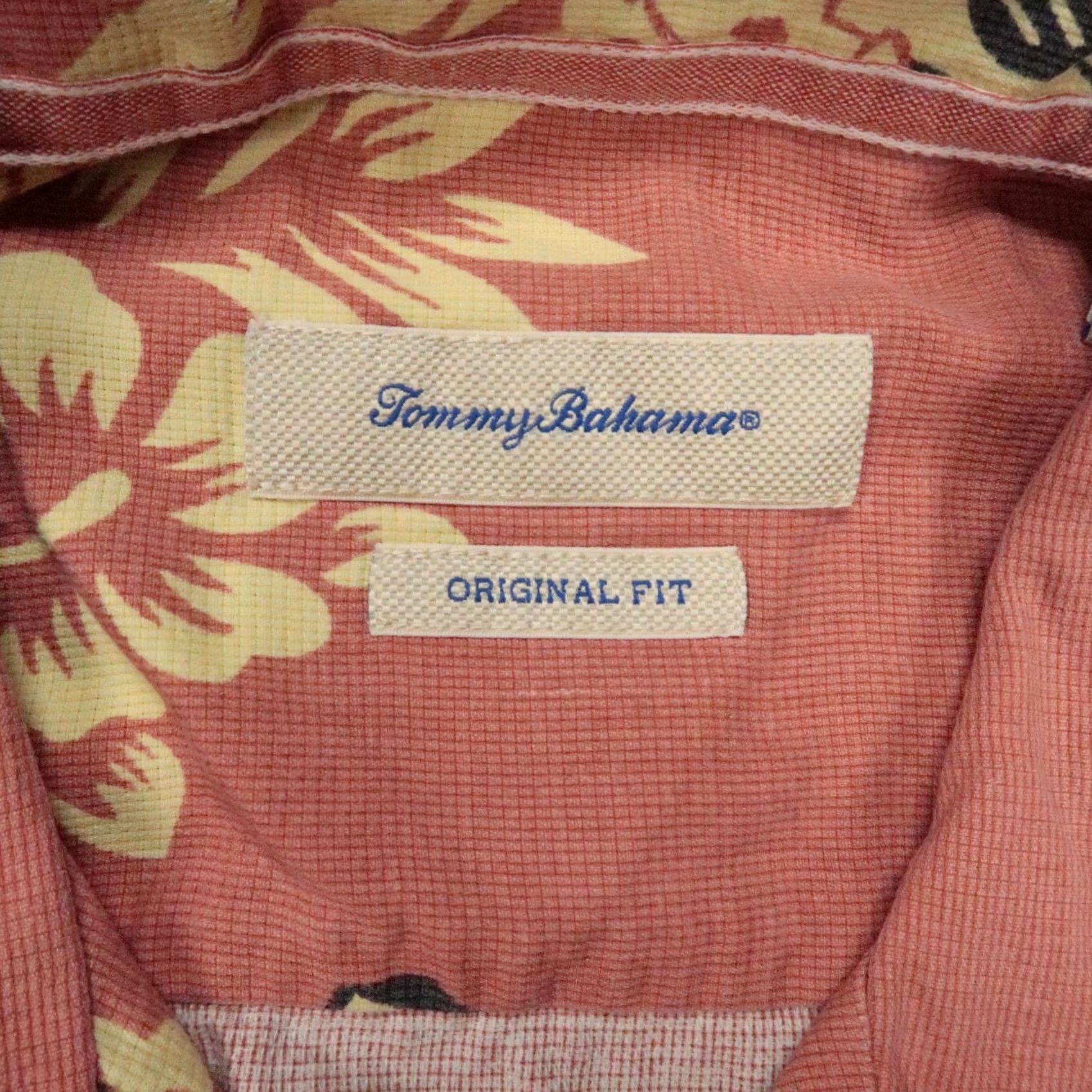 Tommy Bahama Tommy Bahama Shirt Men Large Coral Red Ukulel Floral Short Sleeve Silk Hawaiian Button-Up Pattern: Floral Size US L / EU 52-54 / 3 - 3 Thumbnail