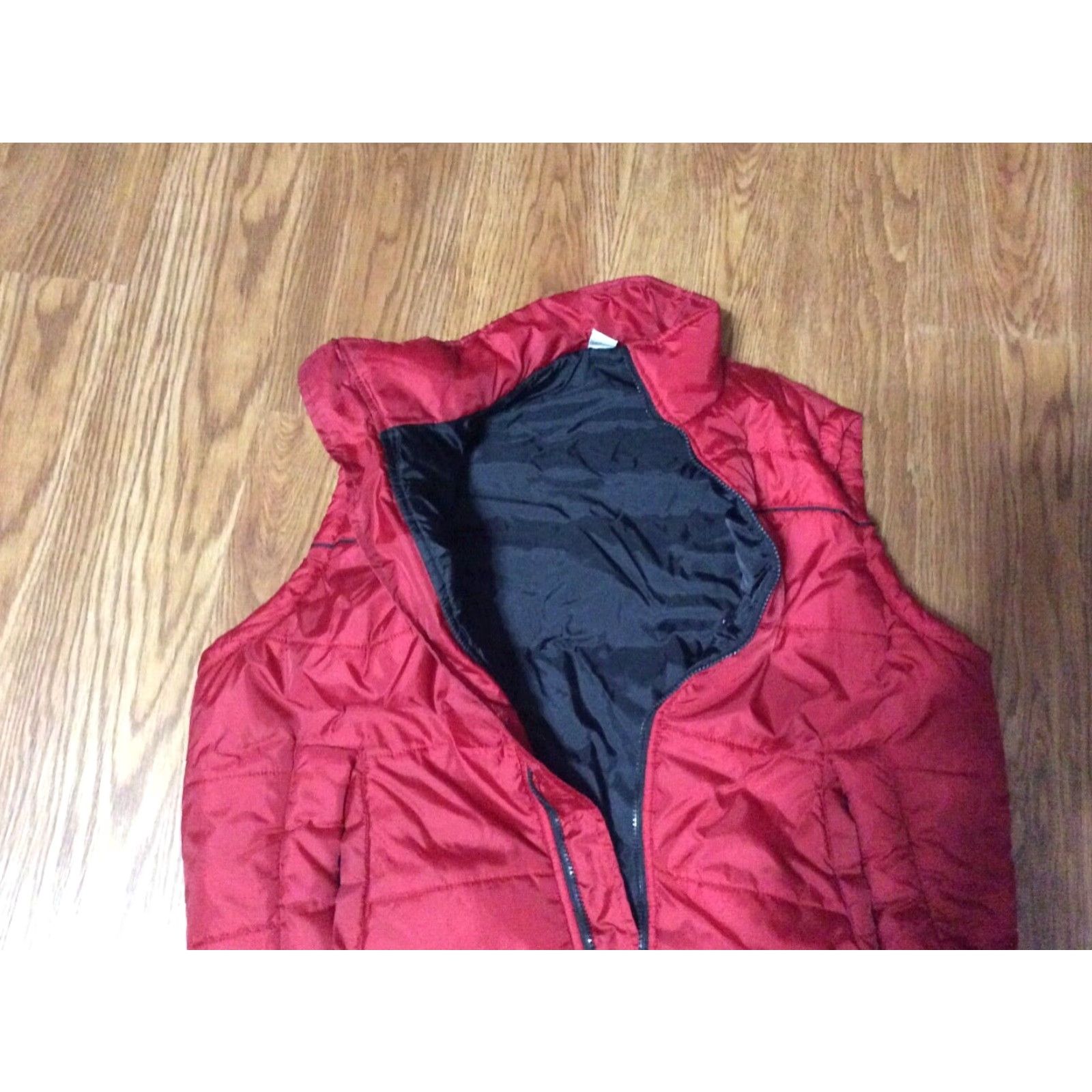 Marlboro VINTAGE Marlboro Full Zip Vest Adult Medium Red 90s Outdoors Mens Size US M / EU 48-50 / 2 - 5 Thumbnail