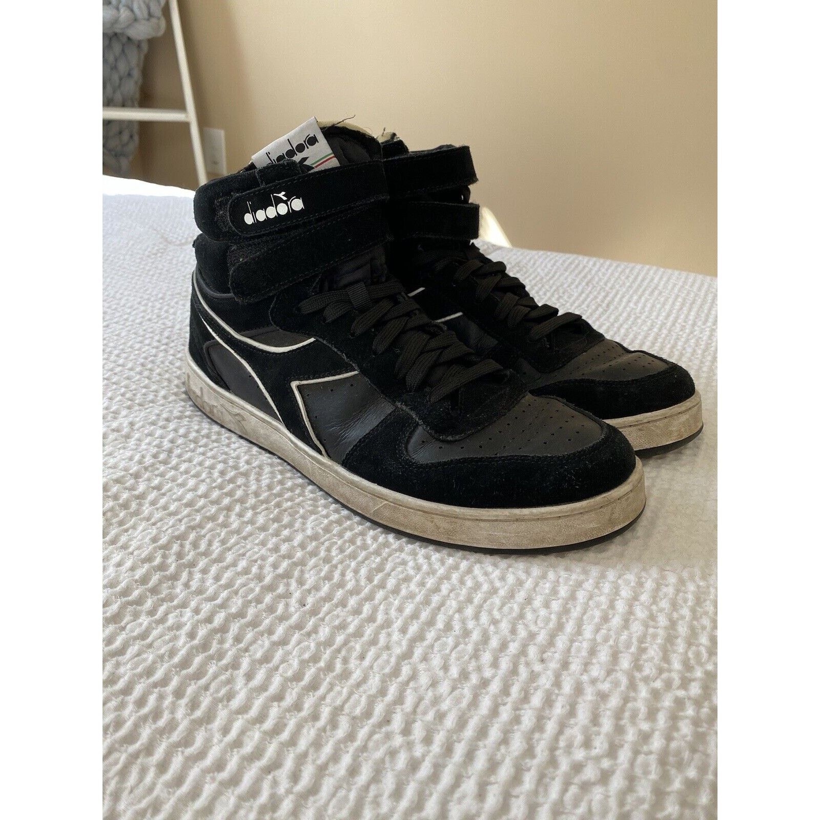 Diadora diadora mens shoes size 12 Magic Basket Mid Black Size US 12 / EU 45 - 1 Thumbnail
