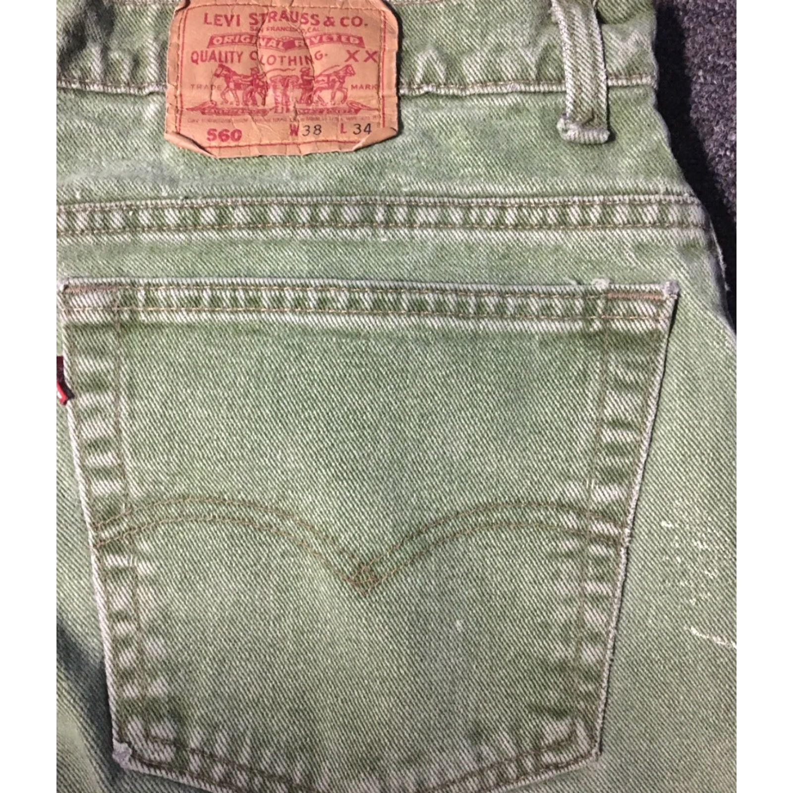 Levi's VINTAGE Levi’s Jeans Main Selling Point Levi’s 560 Tapered Mens 38 Green Denim 90s Grunge Paint Distressed 80s 90s Biker Rock USA Size US 38 / EU 54 - 3 Thumbnail