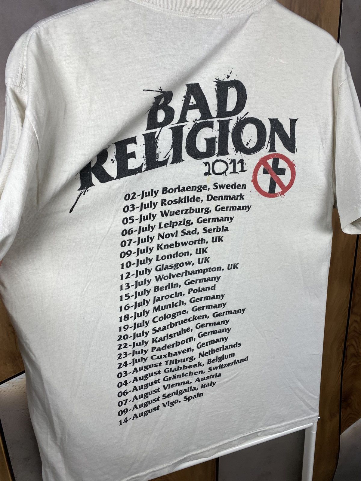 Band Tees 💀Vintage 2011 T-Shirt Bad Religion Rock Band Tour VTG Tee💀 Size US M / EU 48-50 / 2 - 4 Thumbnail