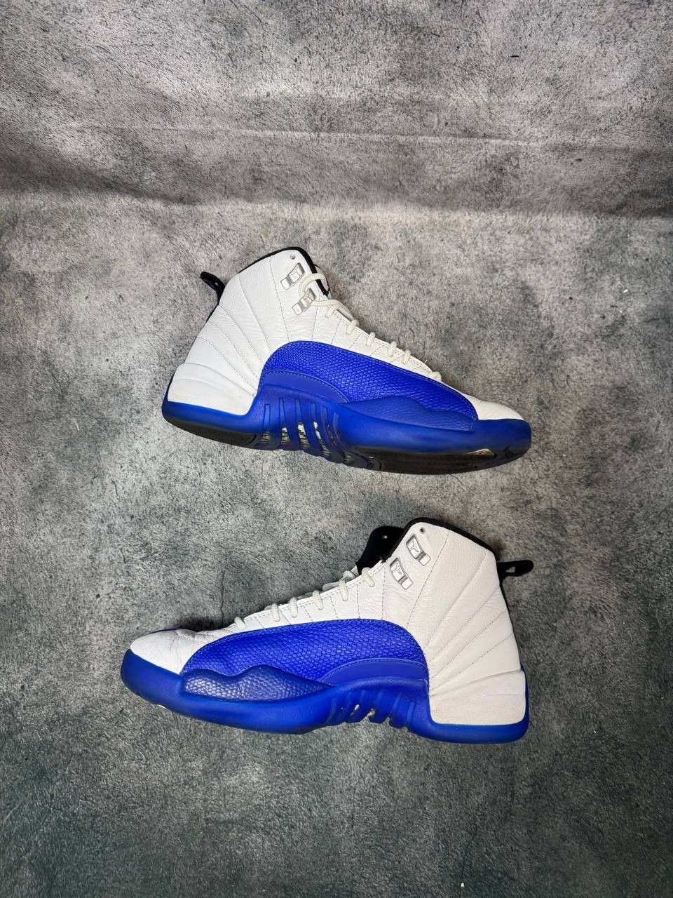 Jordan Brand Size 8.5 | Jordan 12 Blueberry No Box | Pre-Owned Size US 8.5 / EU 41-42 - 7 Thumbnail
