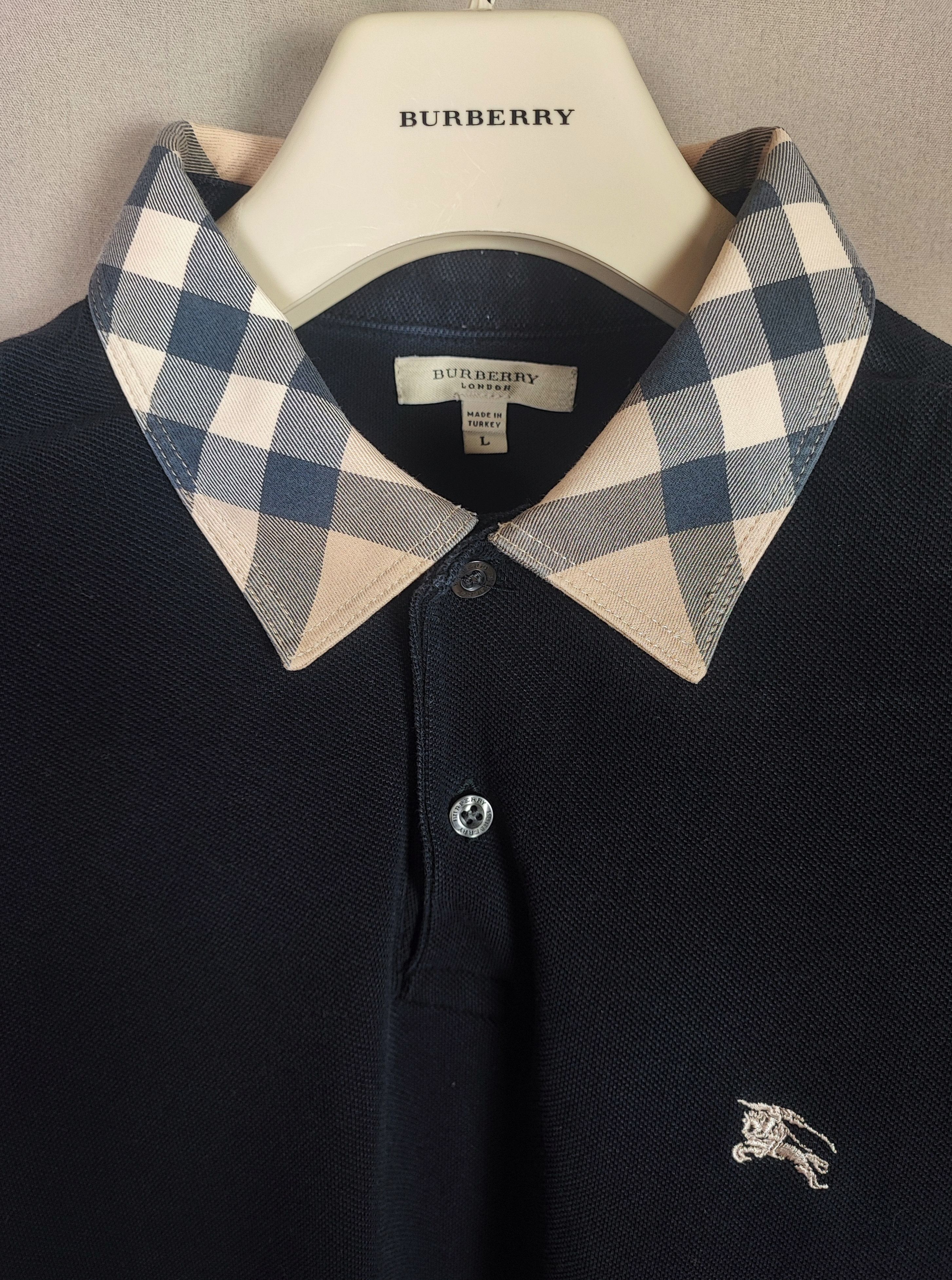 Burberry 🔥 Burberry Polo size L Black 🔥 Size US L / EU 52-54 / 3 - 1 Thumbnail