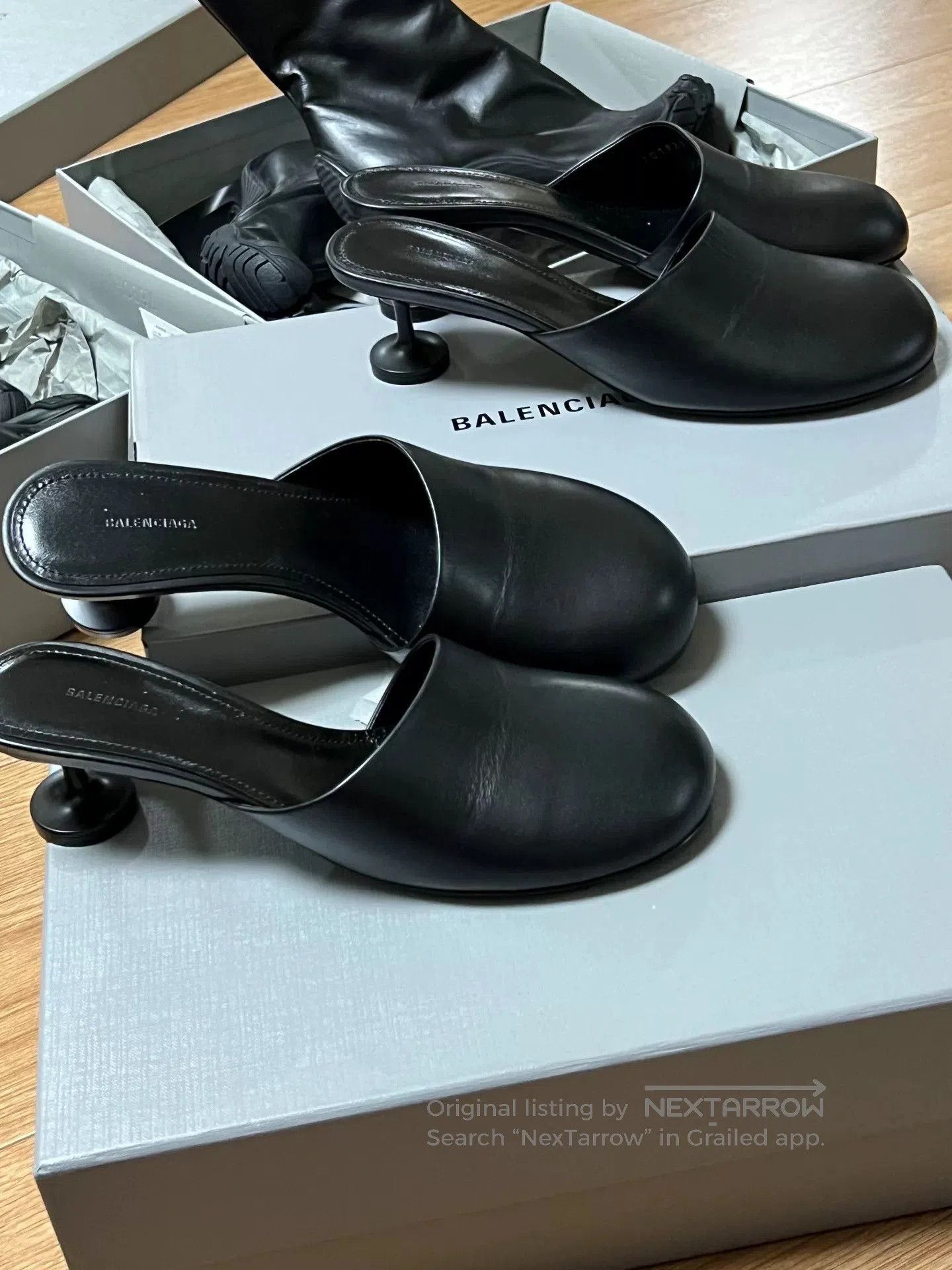 Balenciaga Balenciaga Women's Heeled Leather Mules. Size US 5 / IT 35 - 3 Thumbnail