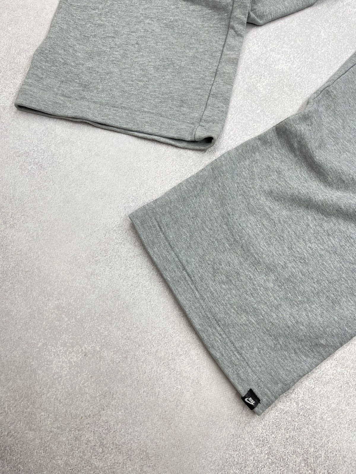 Nike × Nike ACG × Vintage Vintage Nike Basic Grey Sweatpants Drill Y2K ACG TN Size US 36 / EU 52 - 5 Thumbnail