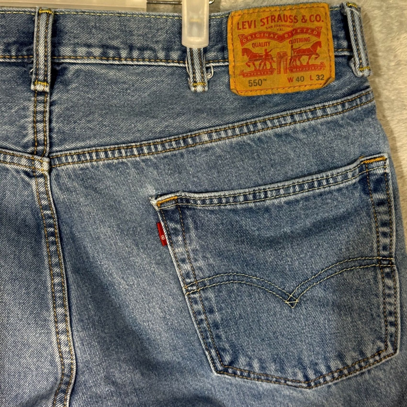 Levi's Levi’s 550 Jeans Men’s 40x32 Blue Denim Relaxed Fit Mid-Rise Straight Leg Shirt? Size US 40 / EU 56 - 7 Thumbnail
