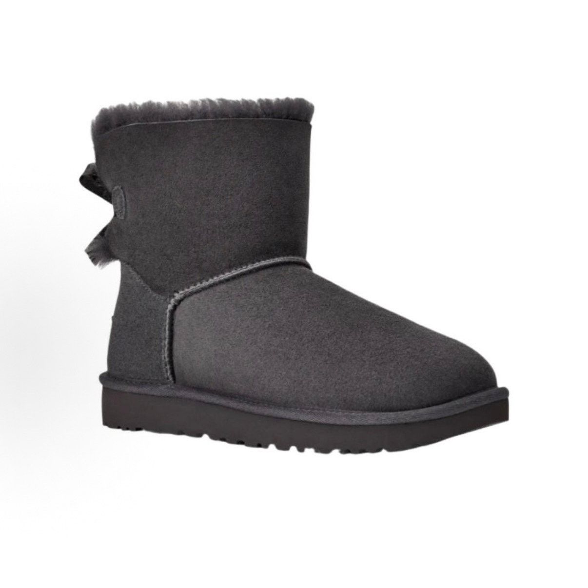 Ugg UGG WOMEN'S 8 MINI BAILEY BOW II OBSIDIAN 1016501-OBS NIB Size US 8 / IT 38 - 1 Thumbnail