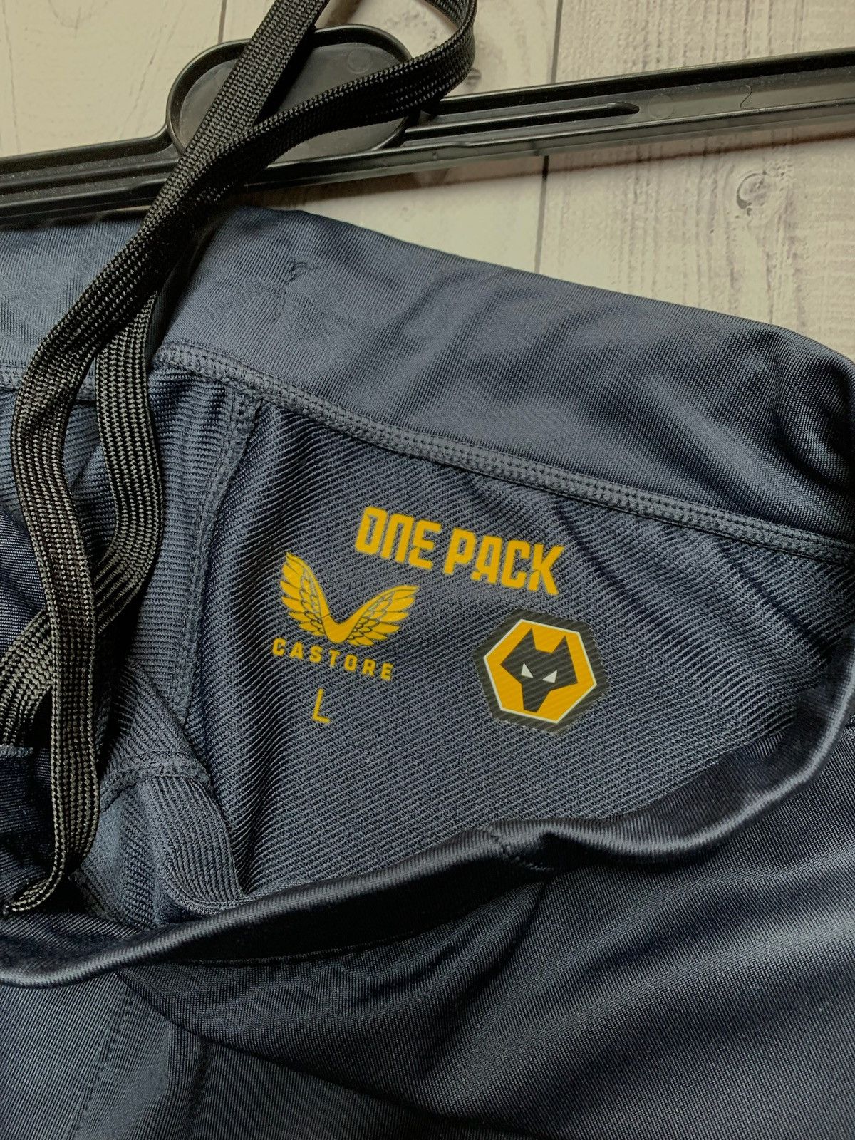 Other Wolverhampton soccer joggers size M/L grey castore Size US 34 / EU 50 - 3 Thumbnail