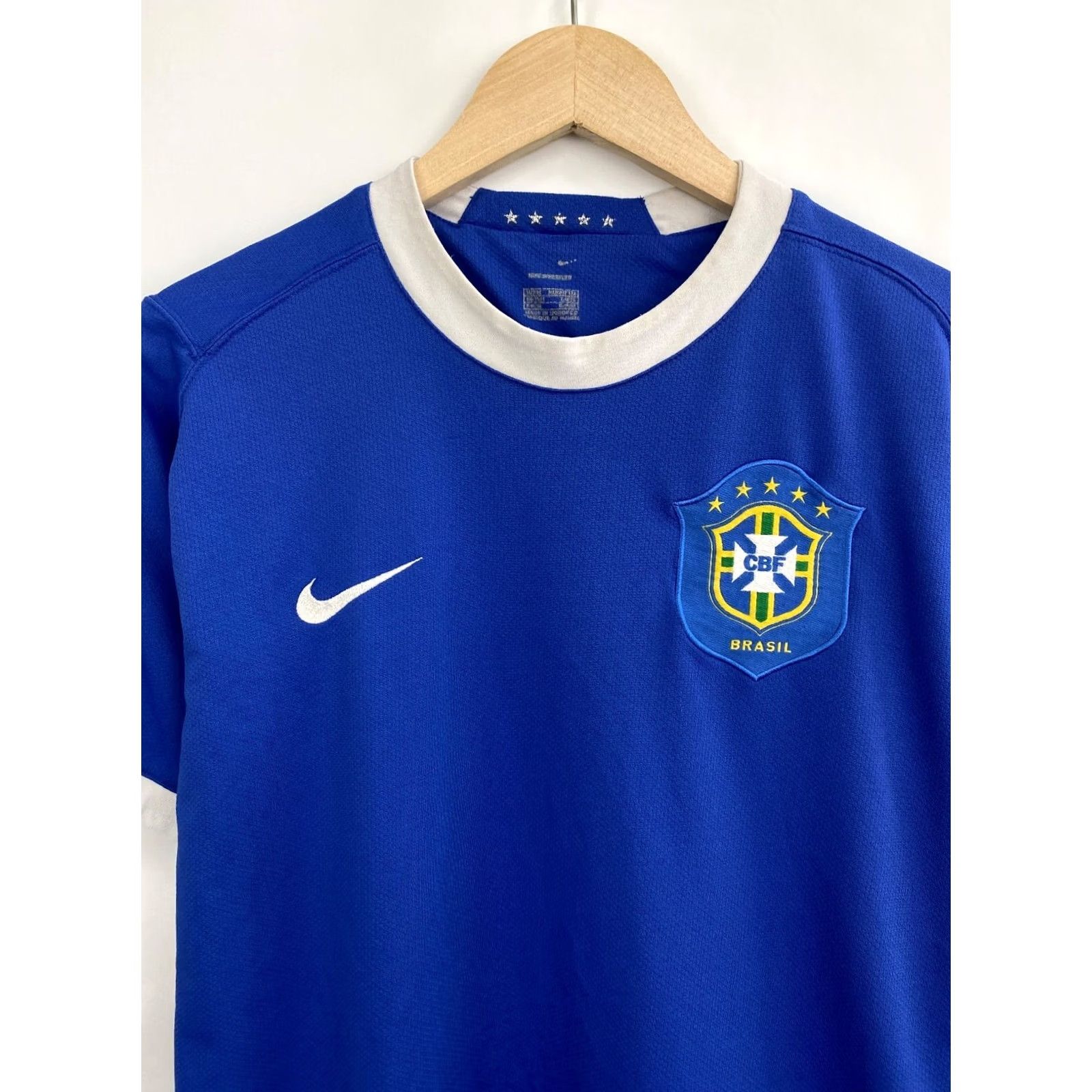 Nike VINTAGE Nike Brazil 2006 Soccer Jersey T-Shirt Men M Blue Retro NYK, 2000s Size US M / EU 48-50 / 2 - 4 Thumbnail