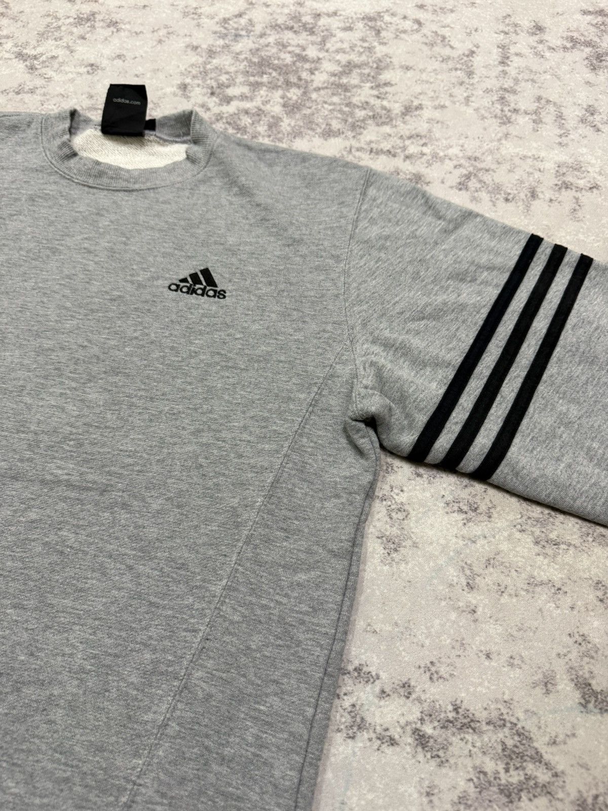 Adidas Vintage Adidas Stripes Crewneck Sweatshirt Size US S / EU 44-46 / 1 - 8 Thumbnail
