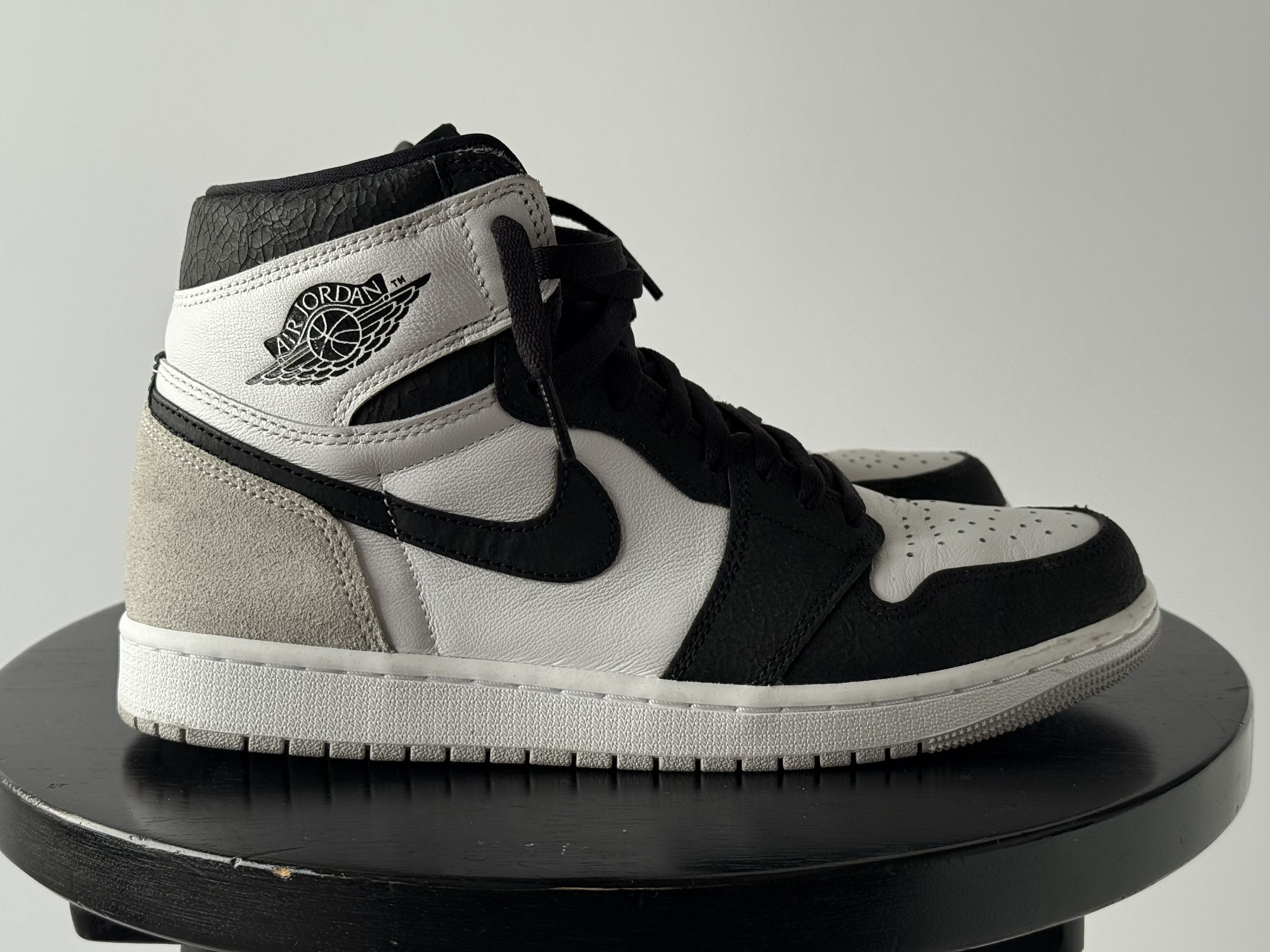 Nike *USED* Air Jordan 1 Retro High OG Stage Haze size 9 Size US 9 / EU 42 - 5 Thumbnail