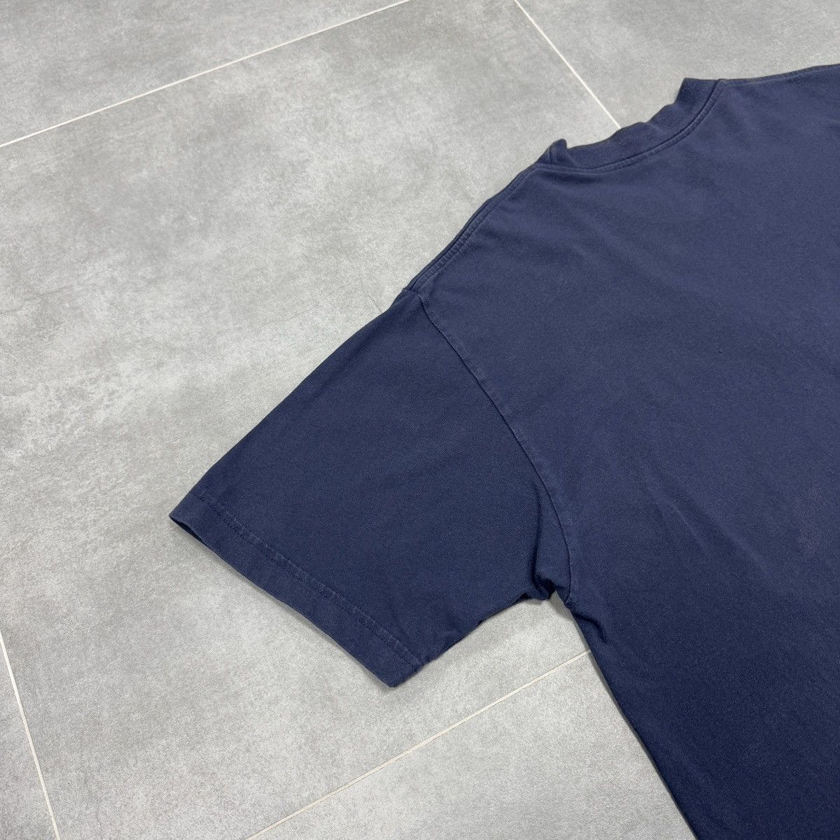 Nike × Vintage Vintage Nike Embroidered Center Logo T-Shirt Size M Size US M / EU 48-50 / 2 - 16 Thumbnail