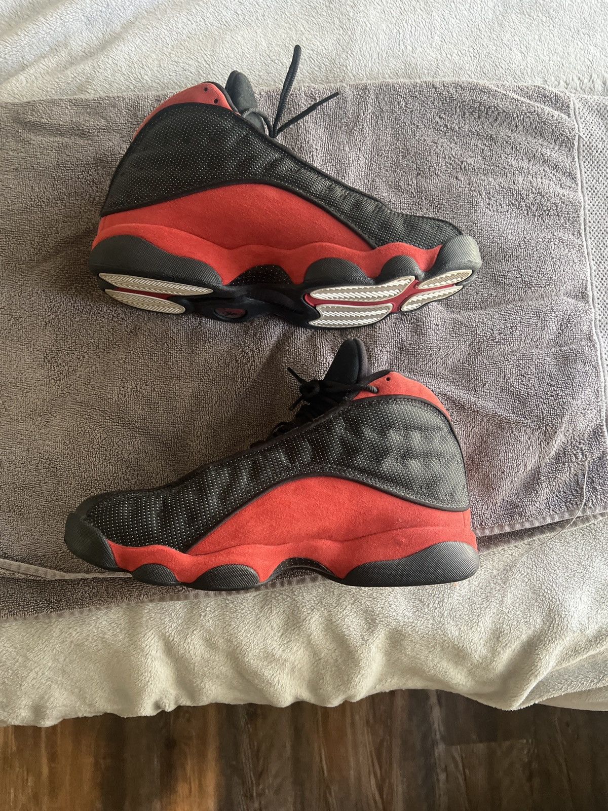 Jordan Brand × Nike Jordan 13 ‘Bred’ 2017 Size US 10.5 / EU 43-44 - 1 Thumbnail