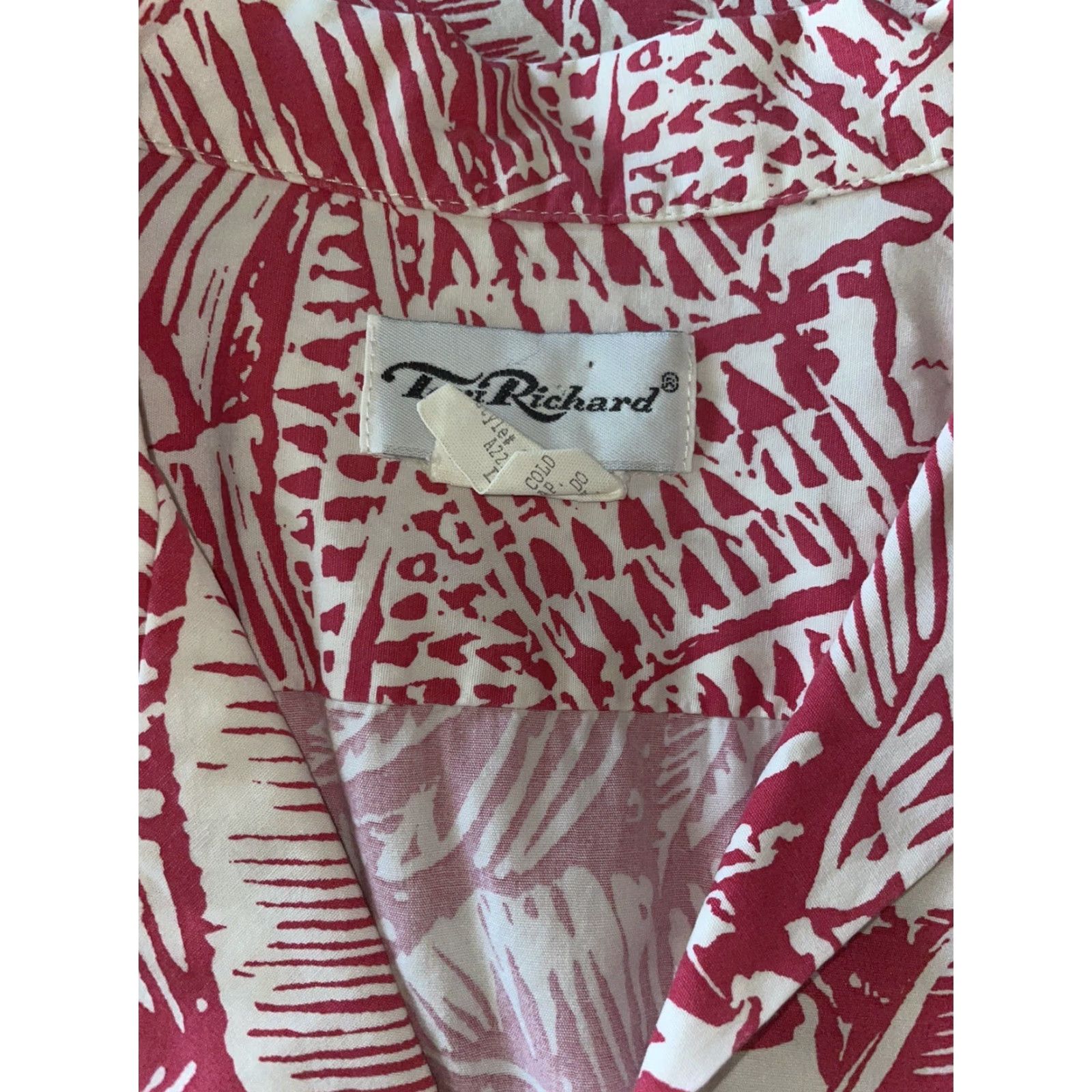 Tori Richard VTG Tori Richard Hawiian Pink/White Short Sleeve Button Down Shirt Mens L Size US L / EU 52-54 / 3 - 6 Thumbnail