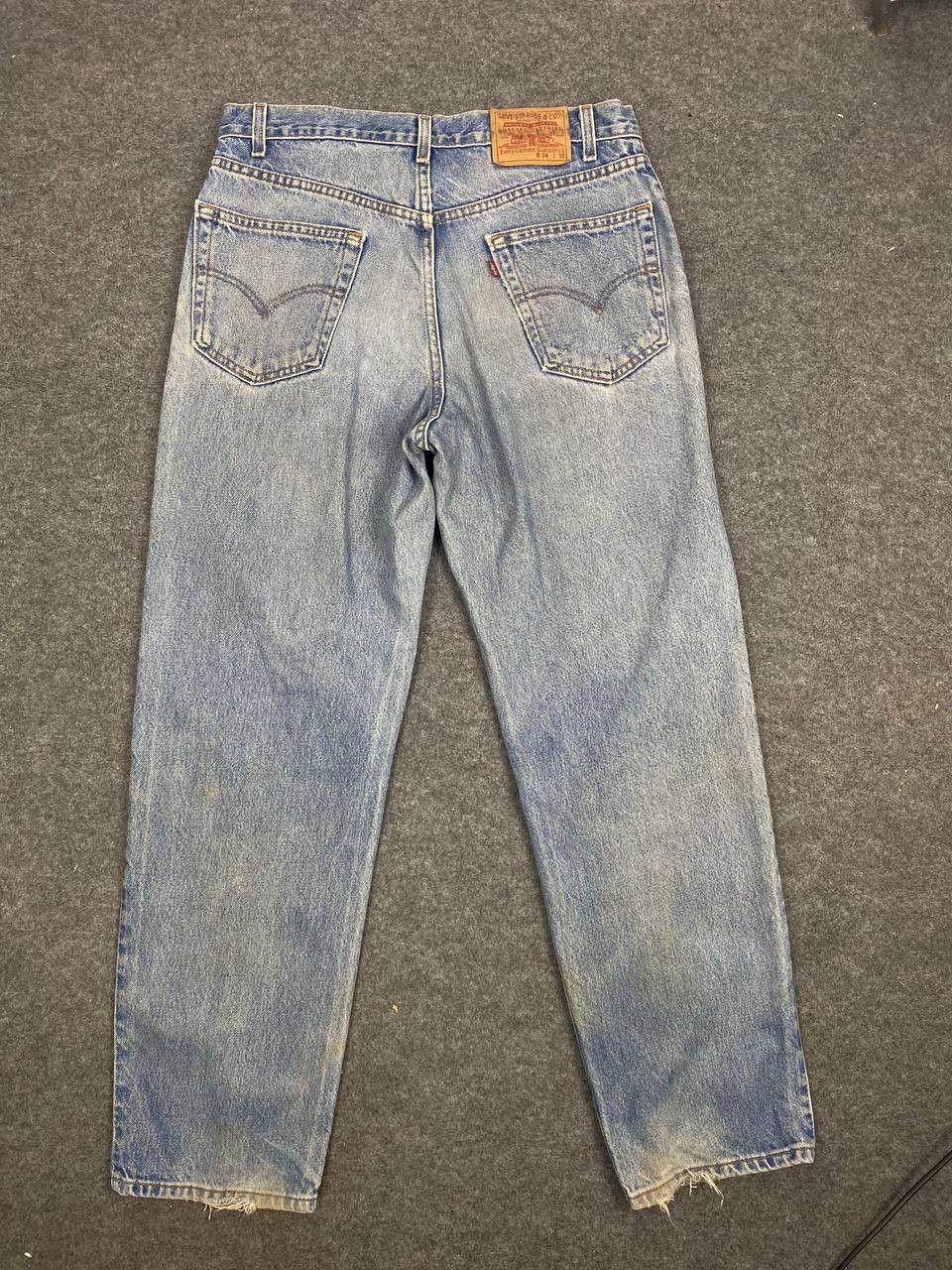 Levi's vintage levis relaxed straight leg nice design Size US 35 - 1 Thumbnail