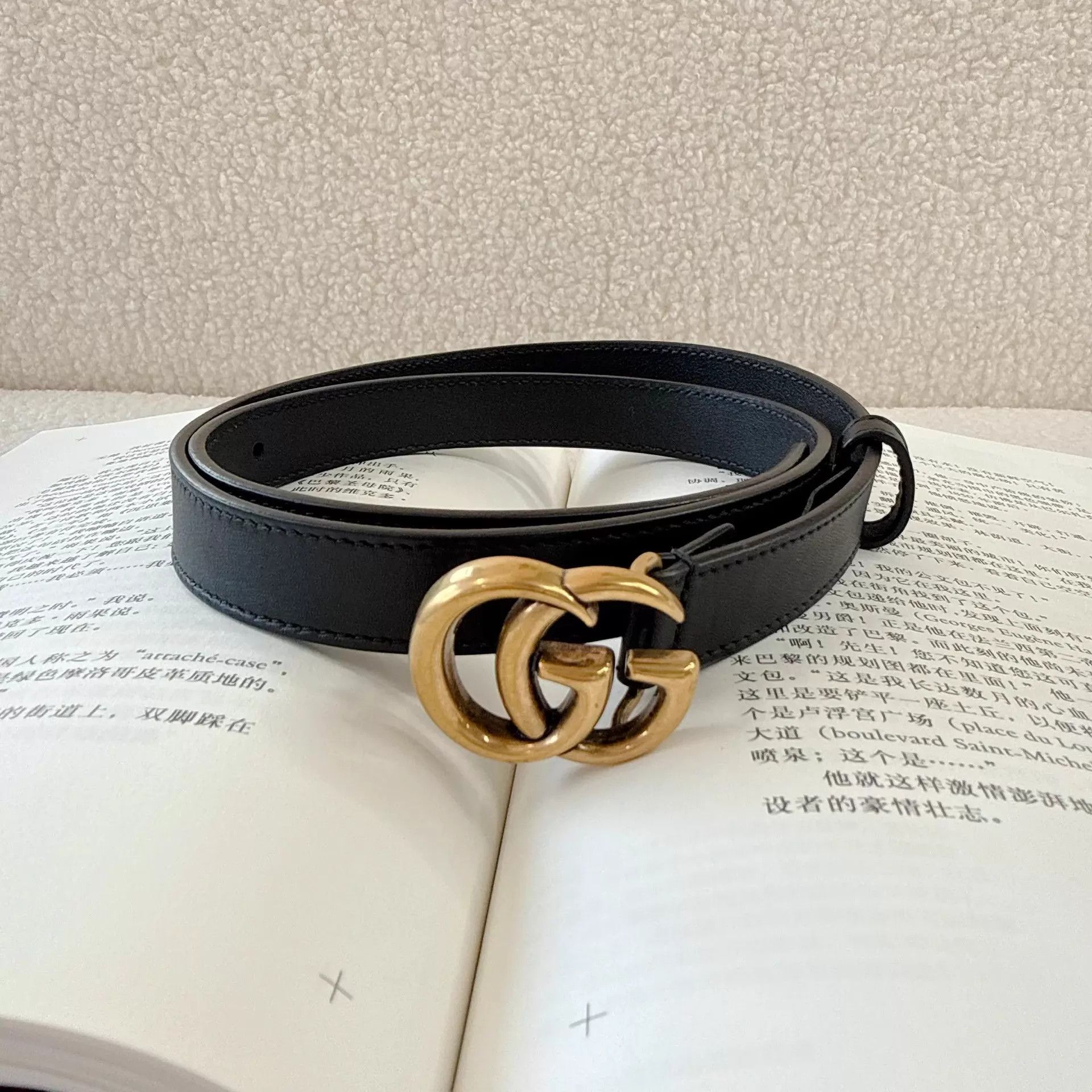 Gucci Gucci Narrow Black Gold Belt 80×32 Size ONE SIZE - 1 Thumbnail