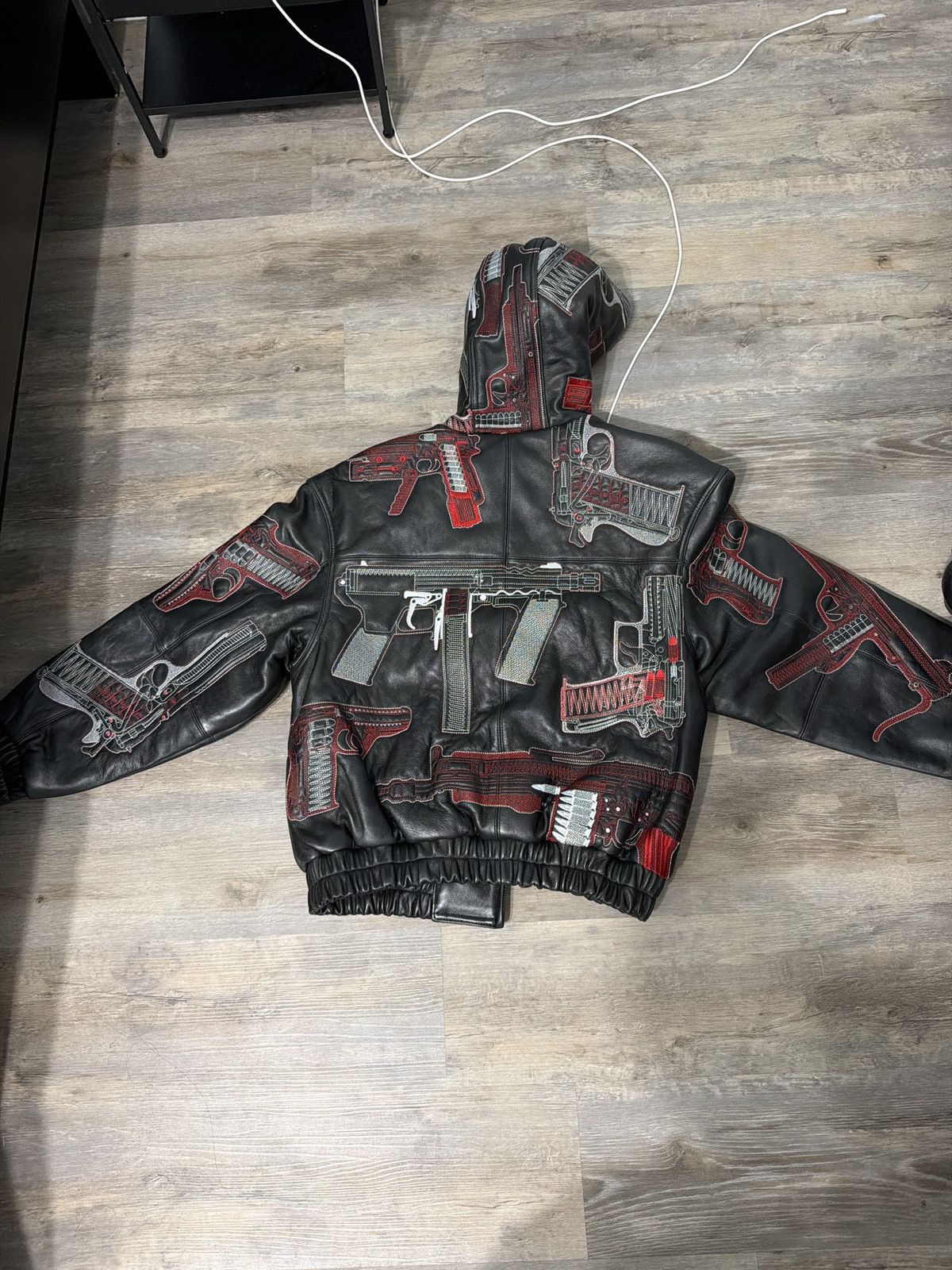 Supreme supreme guns embroidered leather jacket Size US S / EU 44-46 / 1 - 2 Thumbnail
